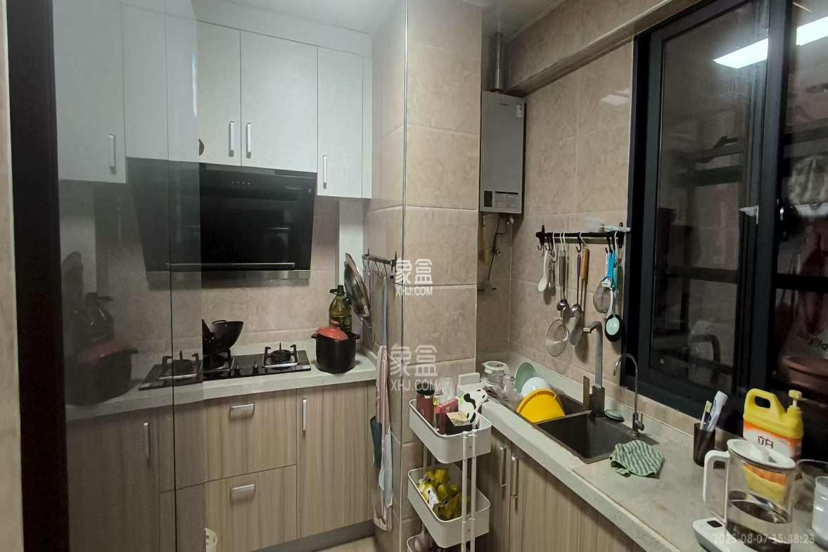 武广美誉 3室2厅1卫 2700.00元/月 武广美誉 3室2厅1卫 2700.00元/月室内图