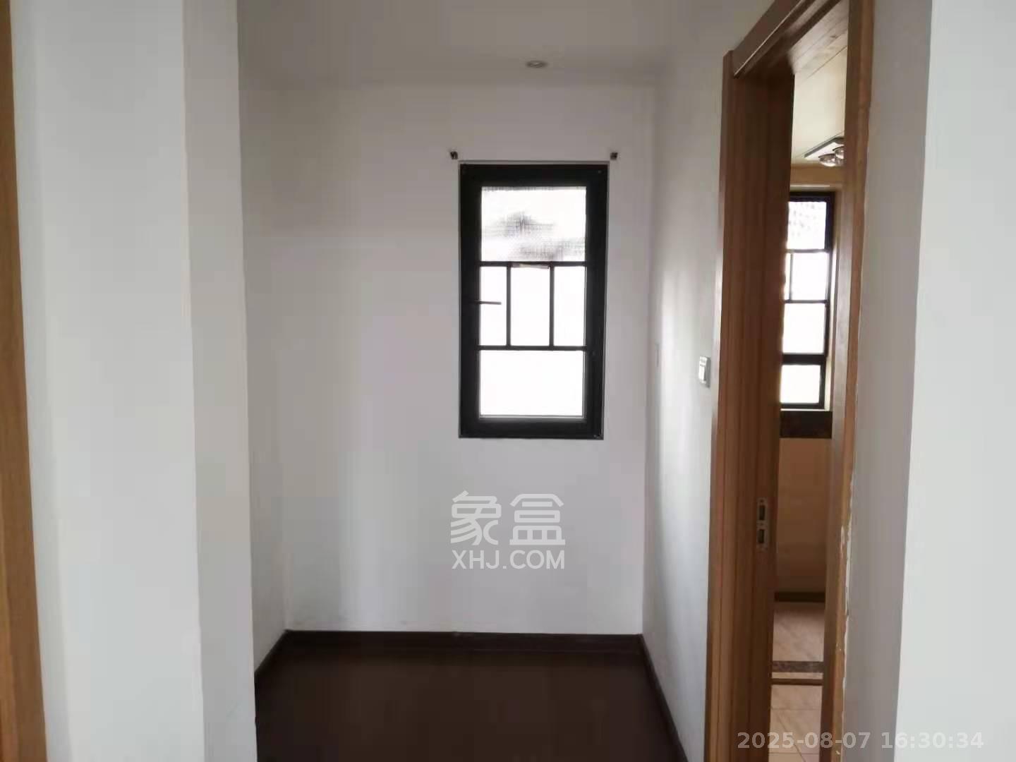 万科魅力之城非凡里 3室2厅2卫 2500.0元/月 万科魅力之城非凡里 3室2厅2卫 2500.0元/月室内图