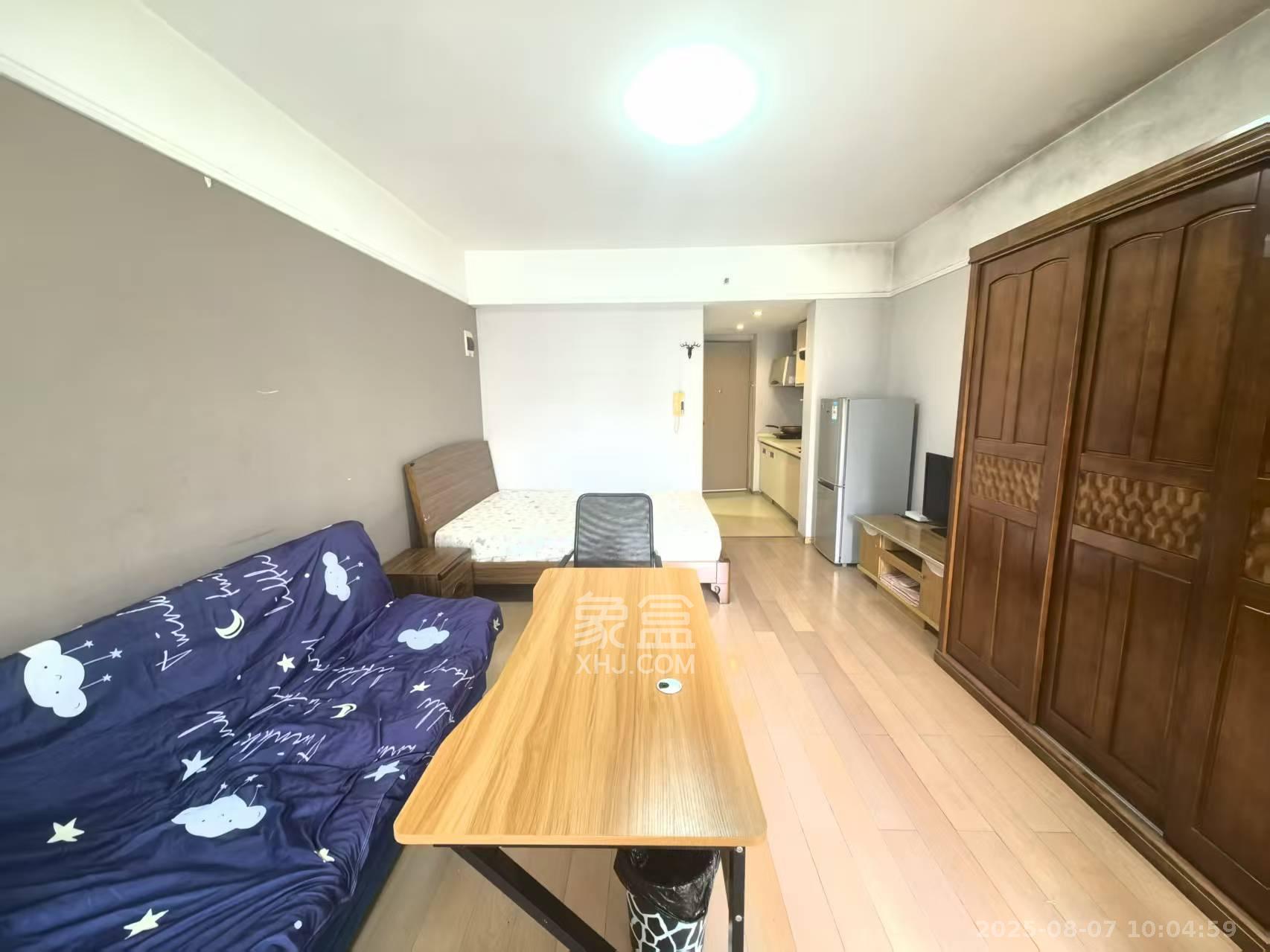 万科金色家园 1室1厅1卫 1400.0元/月 万科金色家园 1室1厅1卫 1400.0元/月室内图