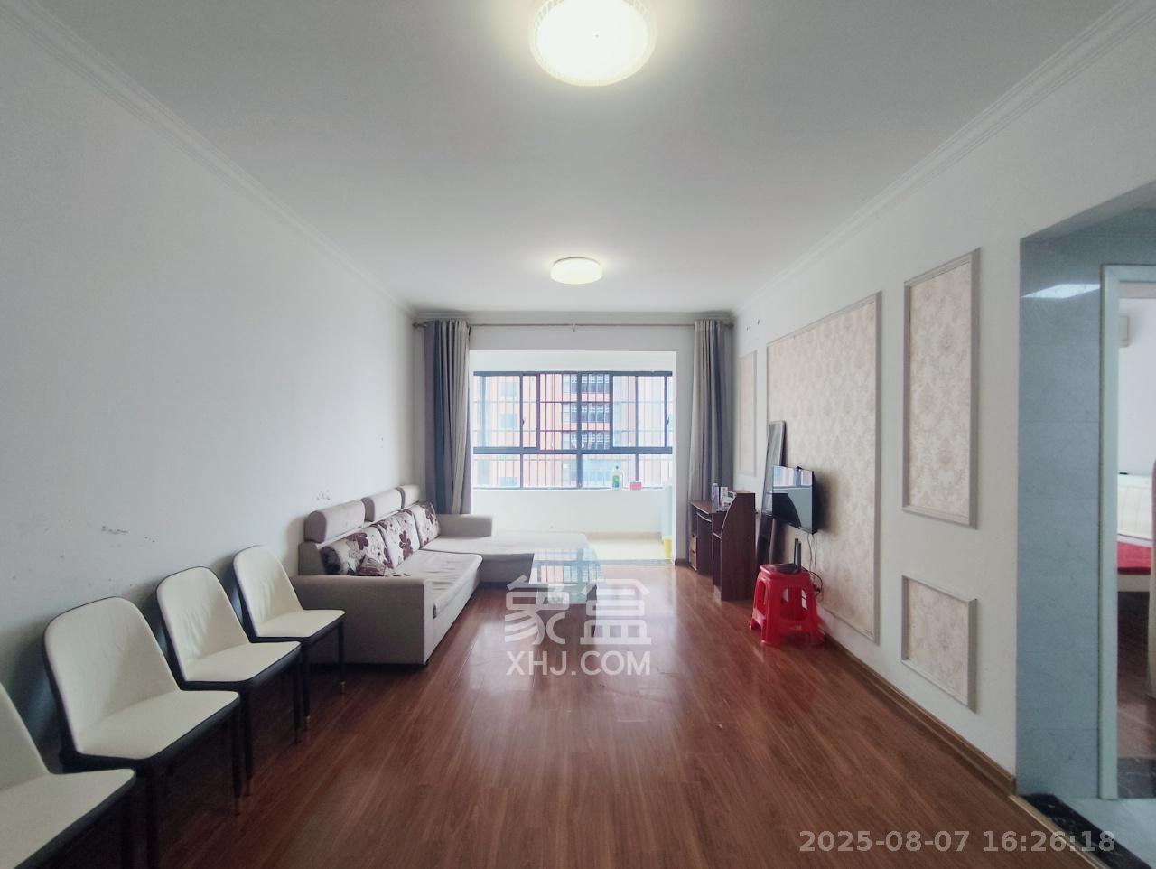 辉宏橄榄城  3室1厅1卫    1800.0元/月 辉宏橄榄城  3室1厅1卫    1800.0元/月室内图