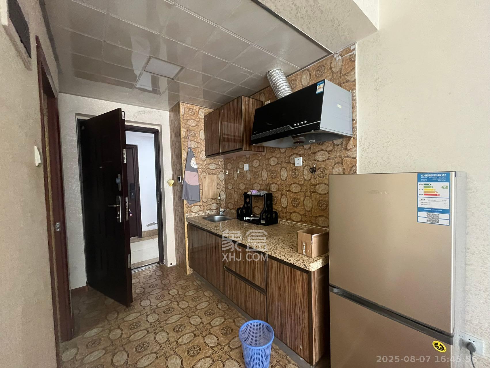 融科东南海 1室0厅1卫 1100.0元/月 融科东南海 1室0厅1卫 1100.0元/月室内图