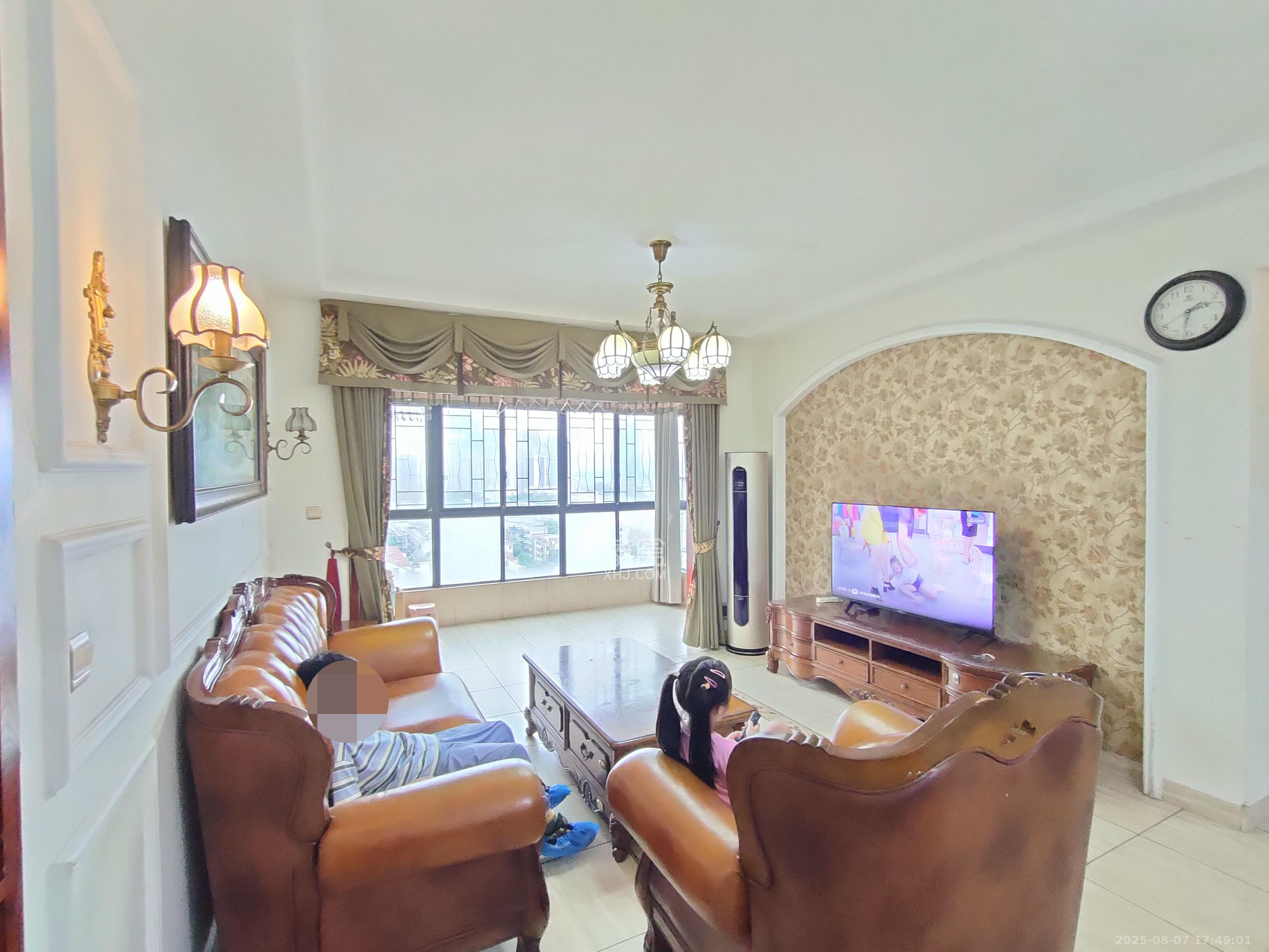 建发汇金国际  3室2厅2卫    4200.0元/月室内图