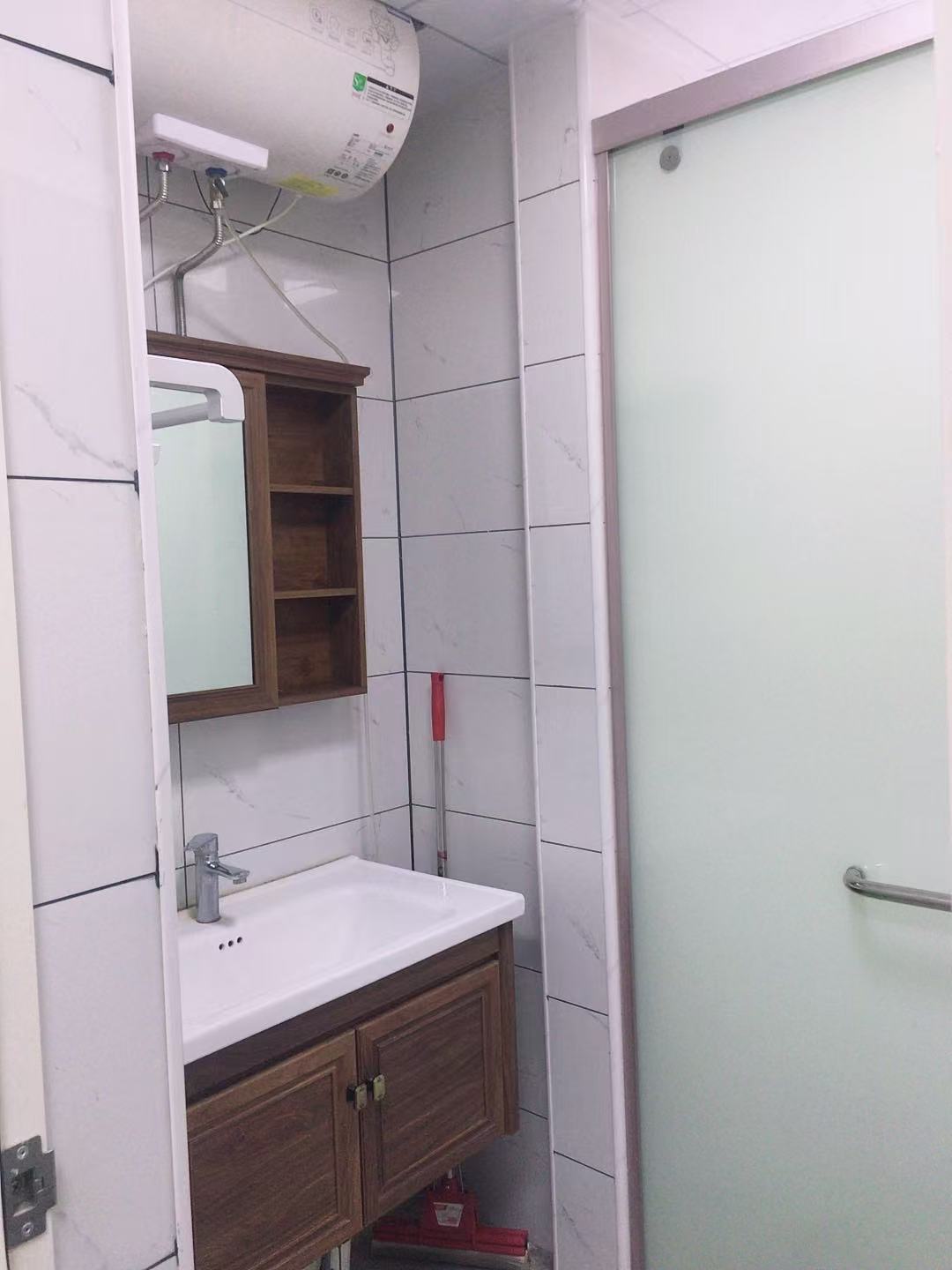 五洲锦城 1室1厅1卫 1200.0元/月 五洲锦城 1室1厅1卫 1200.0元/月室内图