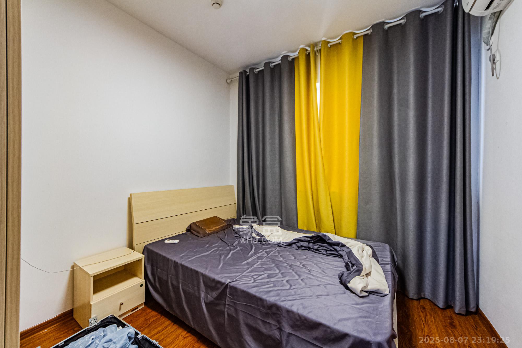 北辰三角洲C2区  3室2厅2卫    165.0万卧室