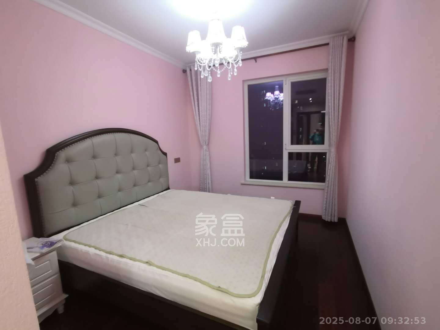 北辰三角洲B2E2区  4室2厅2卫    5500.0元/月室内图