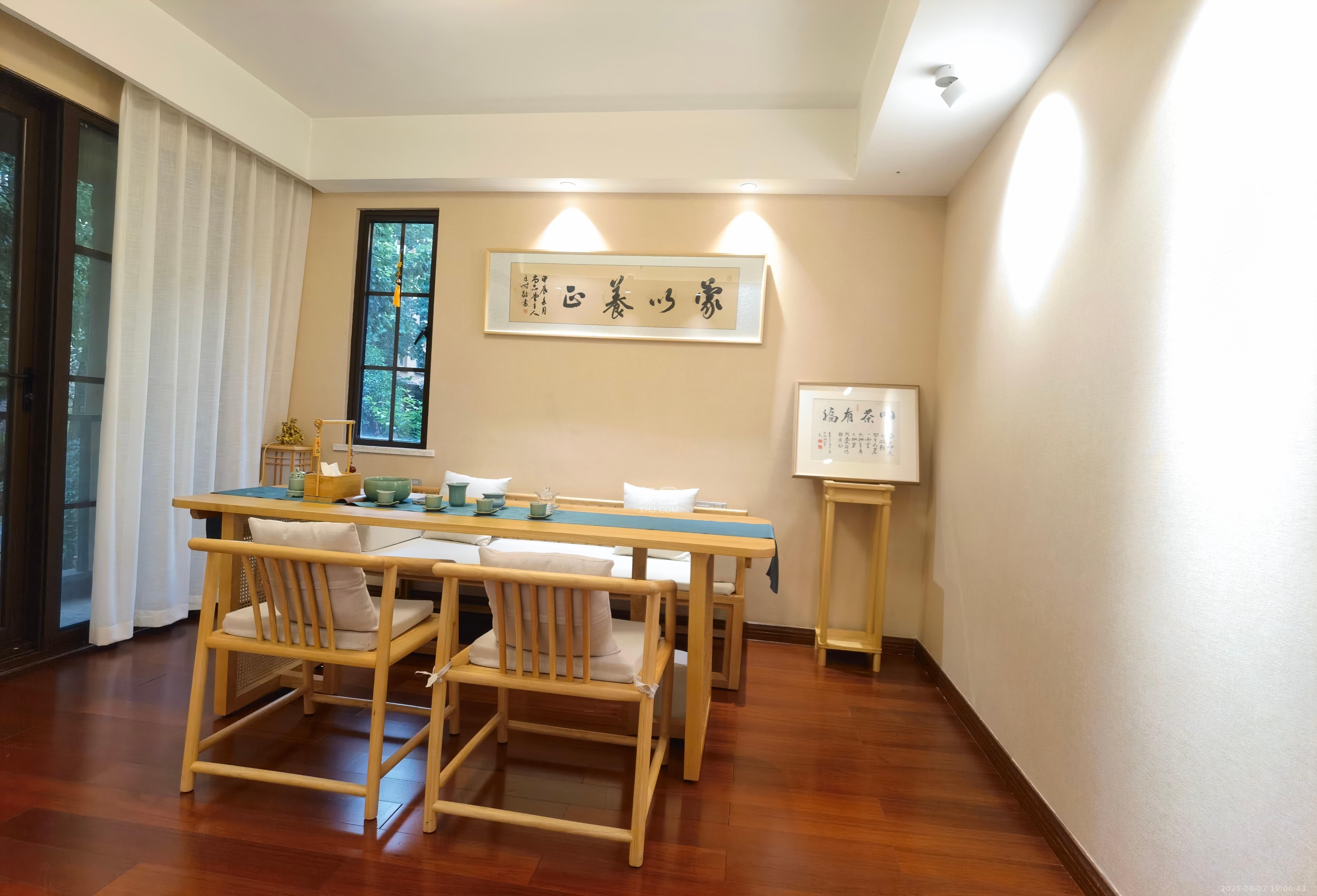 融科檀香山（融科紫檀、香山国际）  4室2厅2卫    10000.0元/月室内图