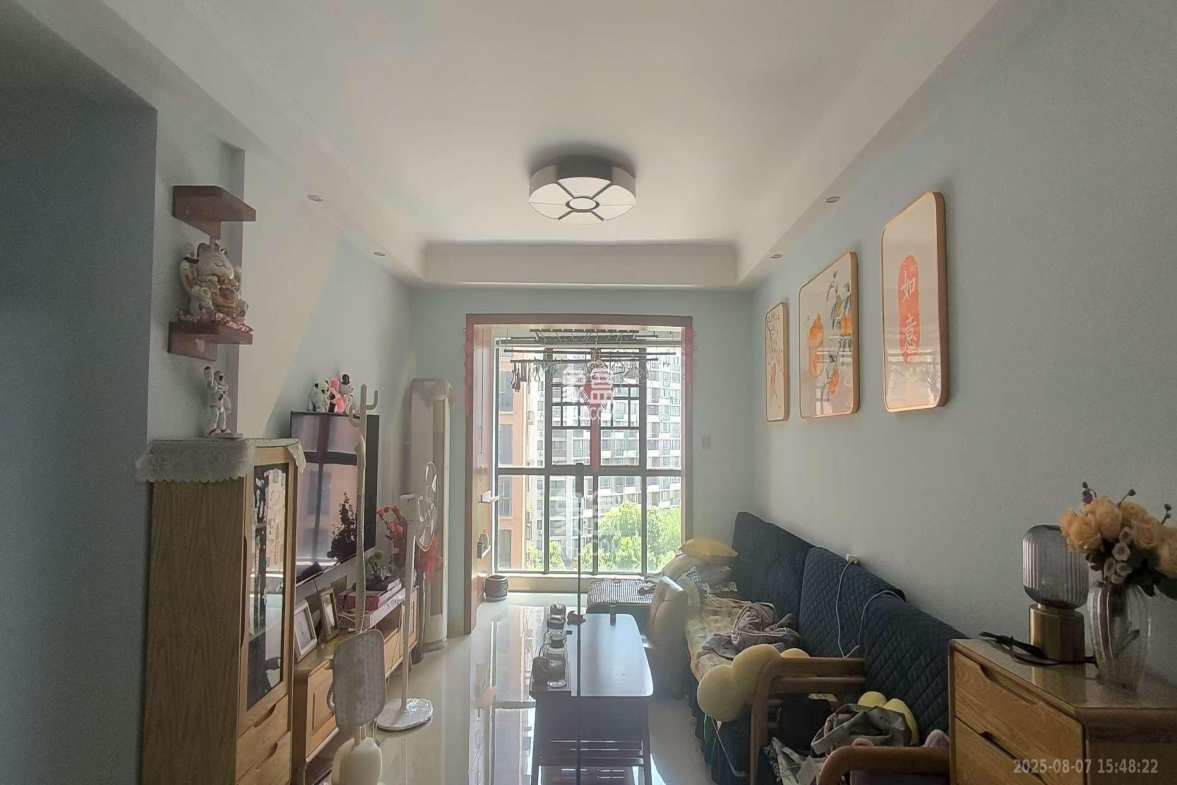 武广美誉 3室2厅1卫 2700.00元/月 武广美誉 3室2厅1卫 2700.00元/月室内图