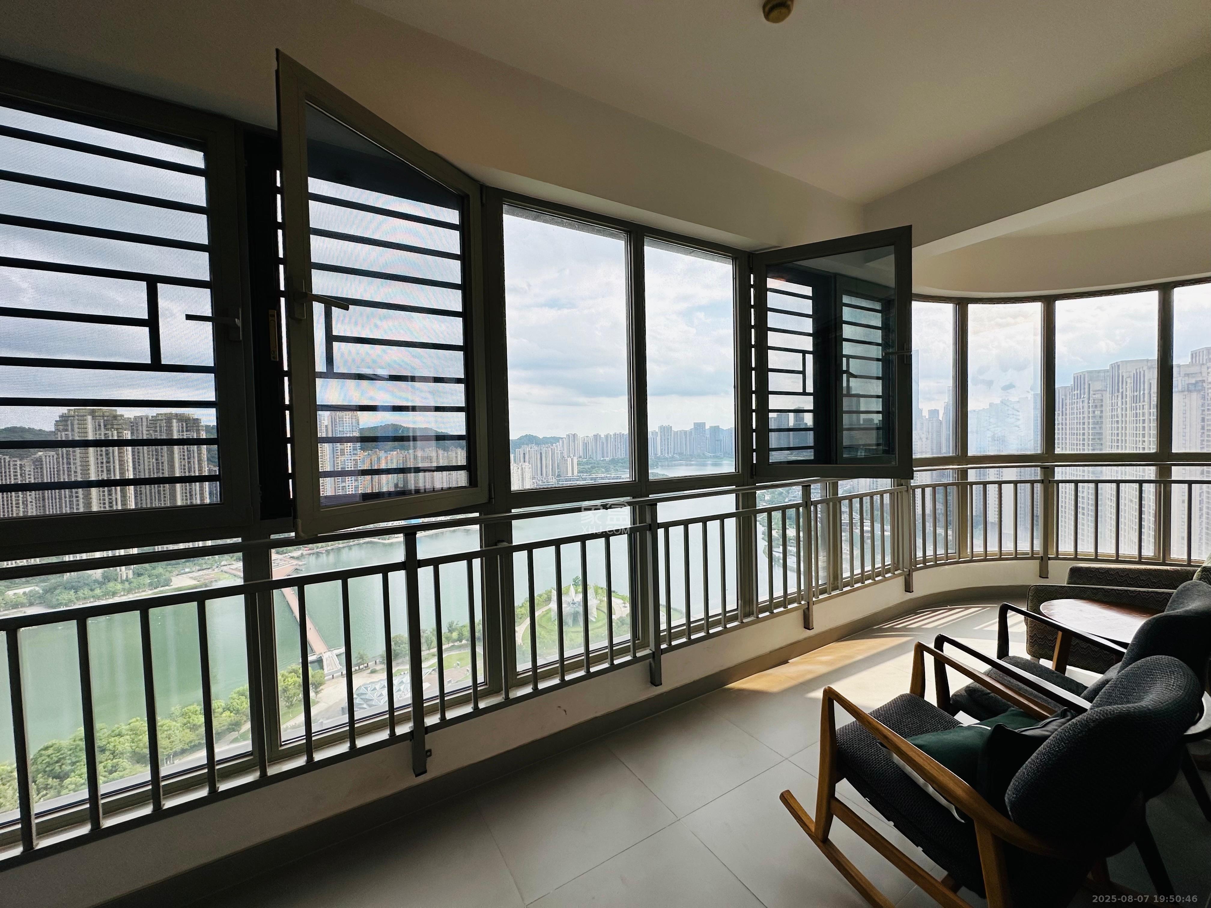 梅溪湖金茂府（金茂广场）（金茂览秀城）  5室2厅3卫    15000.0元/月室内图