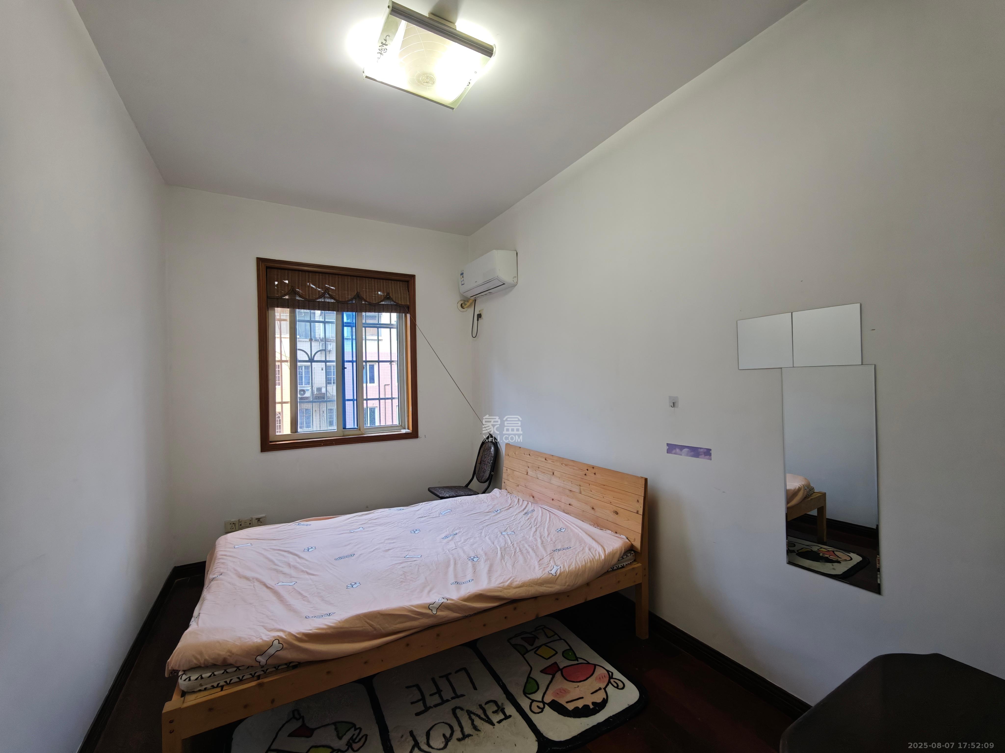 森宇佳园 3室2厅2卫 2500.0元/月 森宇佳园 3室2厅2卫 2500.0元/月室内图