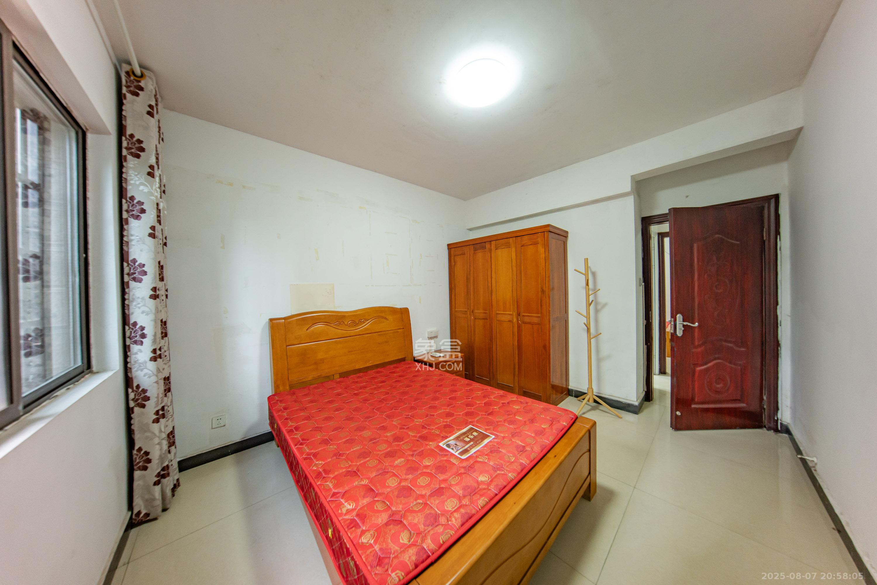 联丰苑  2室2厅1卫    46.0万卧室