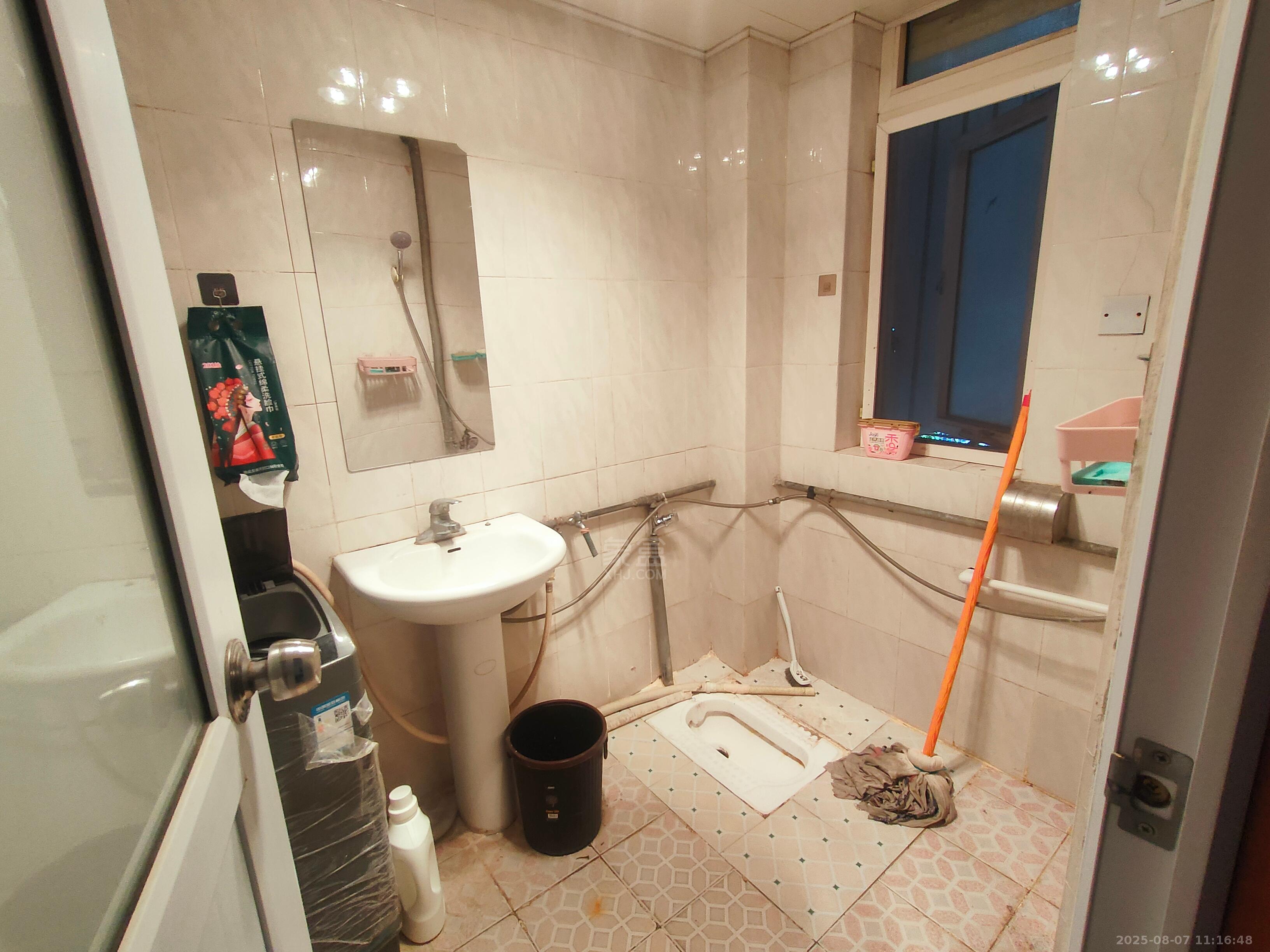 铁西二村 2室1厅1卫 1000.0元/月 铁西二村 2室1厅1卫 1000.0元/月室内图