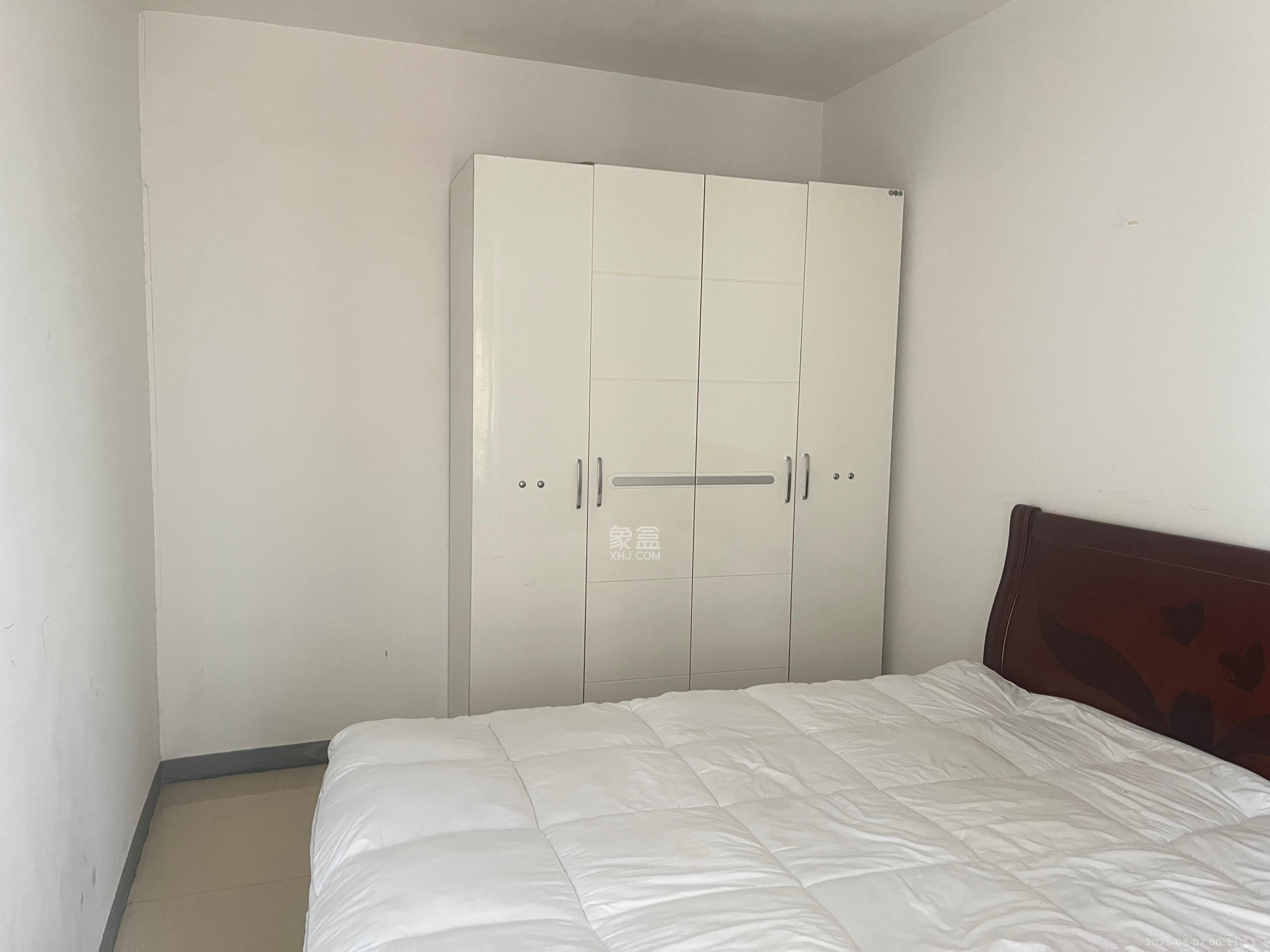 尚城  1室1厅1卫    1500.0元/月室内图