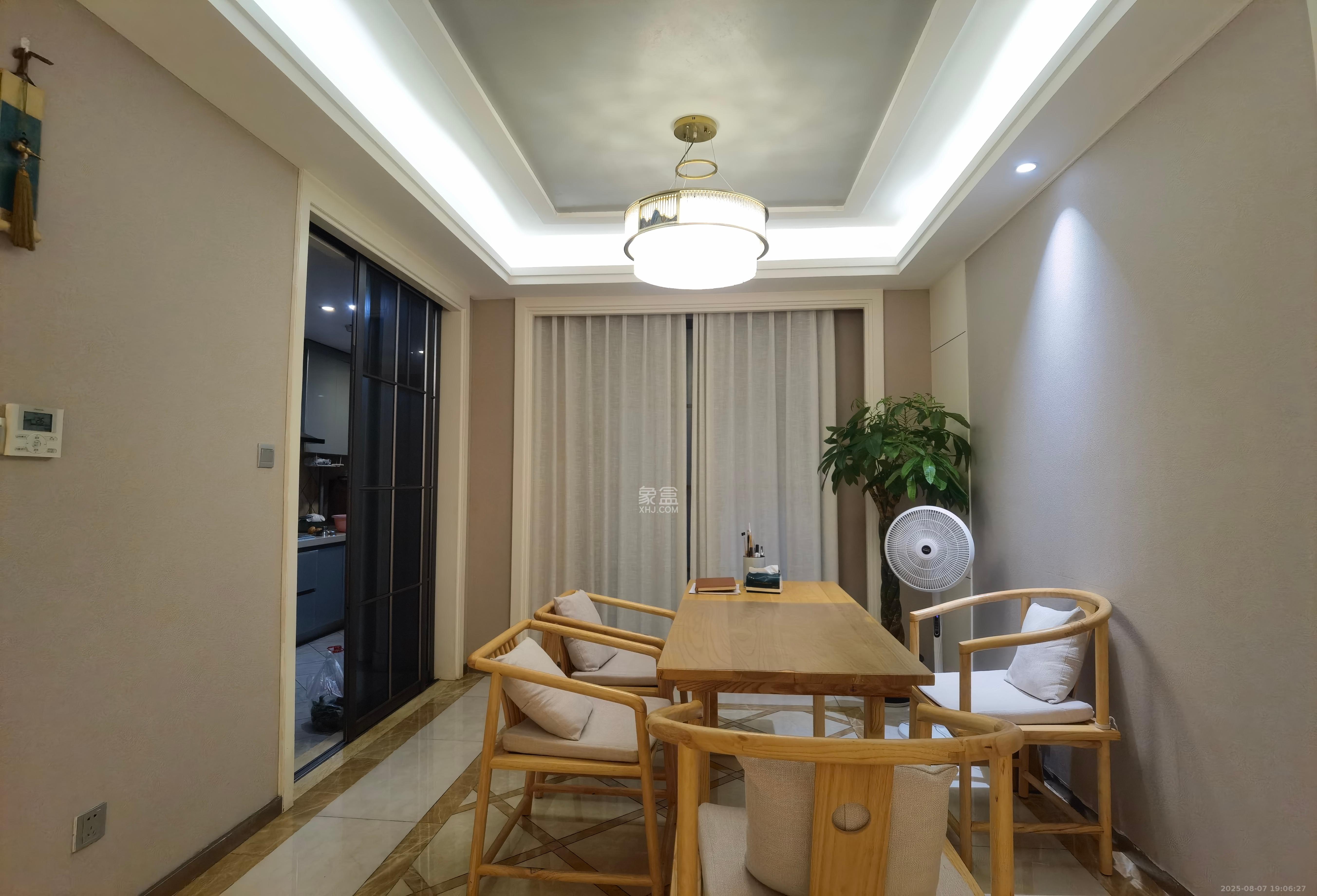 融科檀香山（融科紫檀、香山国际）  4室2厅2卫    10000.0元/月室内图