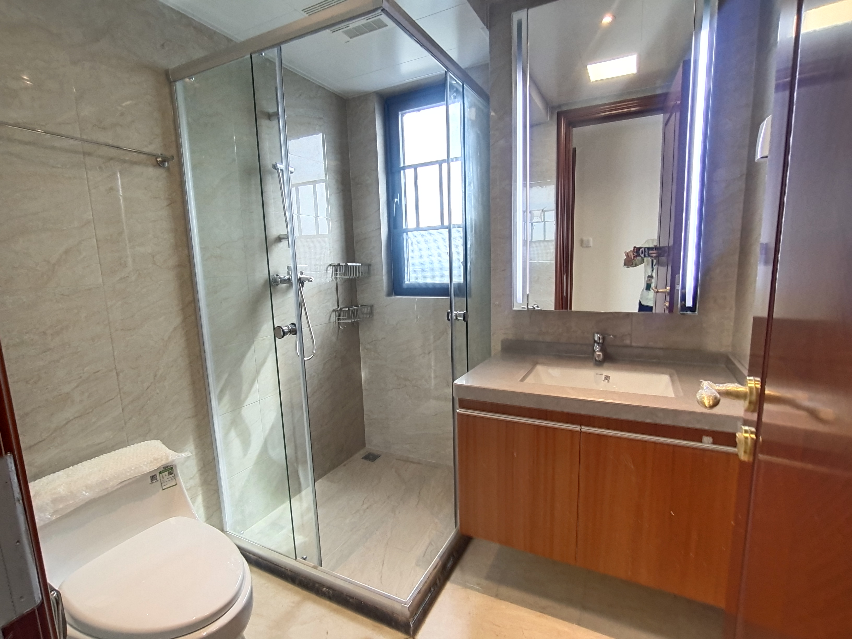 恒大名都 3室2厅2卫 2000.0元/月 恒大名都 3室2厅2卫 2000.0元/月室内图