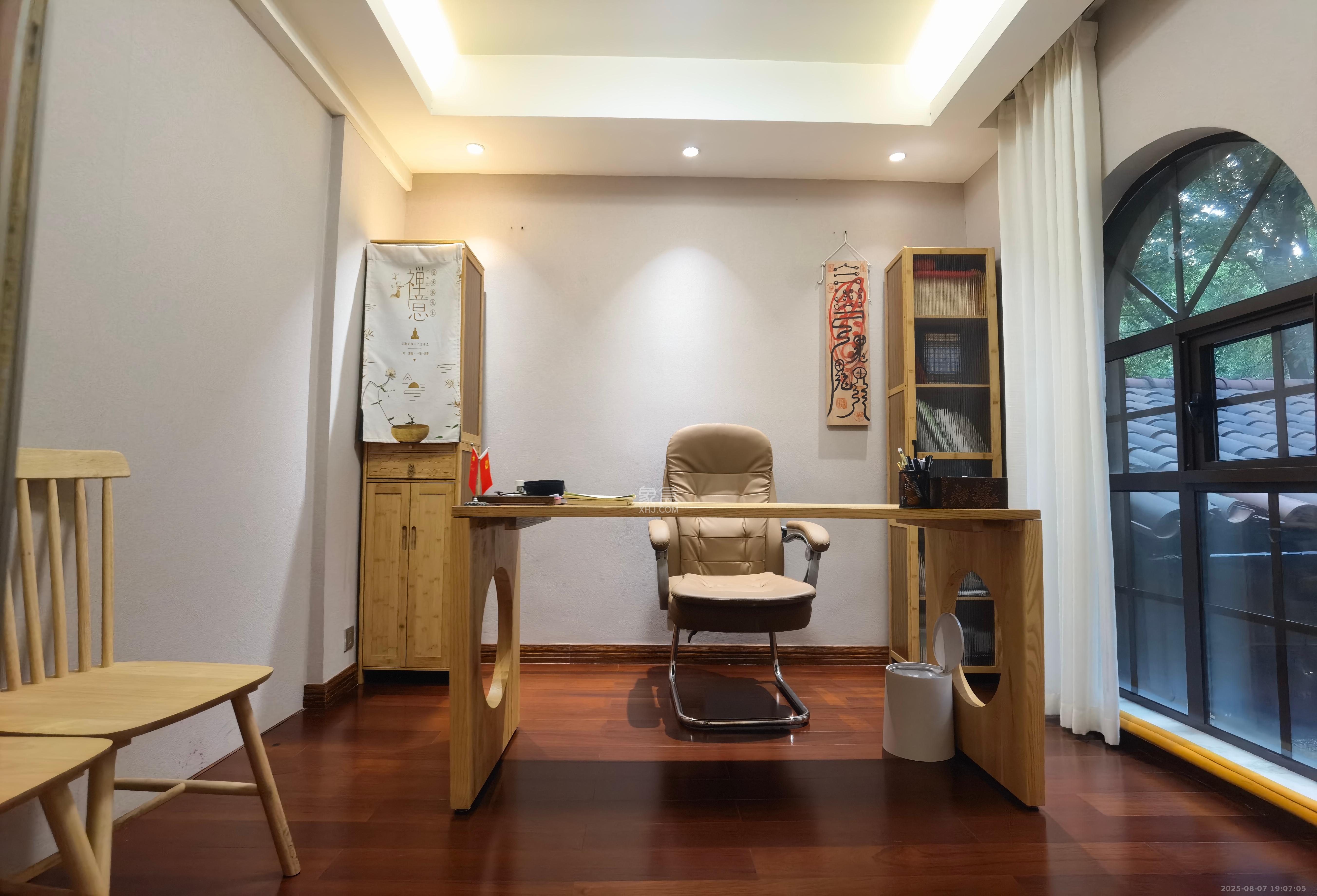 融科檀香山（融科紫檀、香山国际）  4室2厅2卫    10000.0元/月室内图