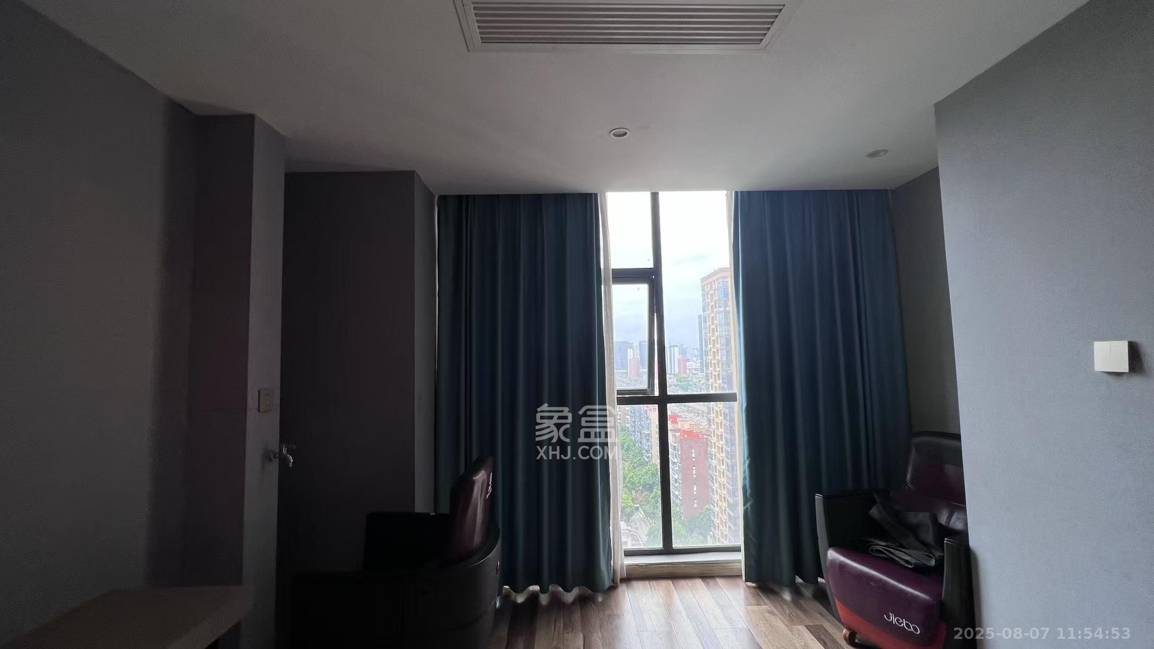 明大佳园 1室1厅1卫 1600.0元/月 明大佳园 1室1厅1卫 1600.0元/月室内图