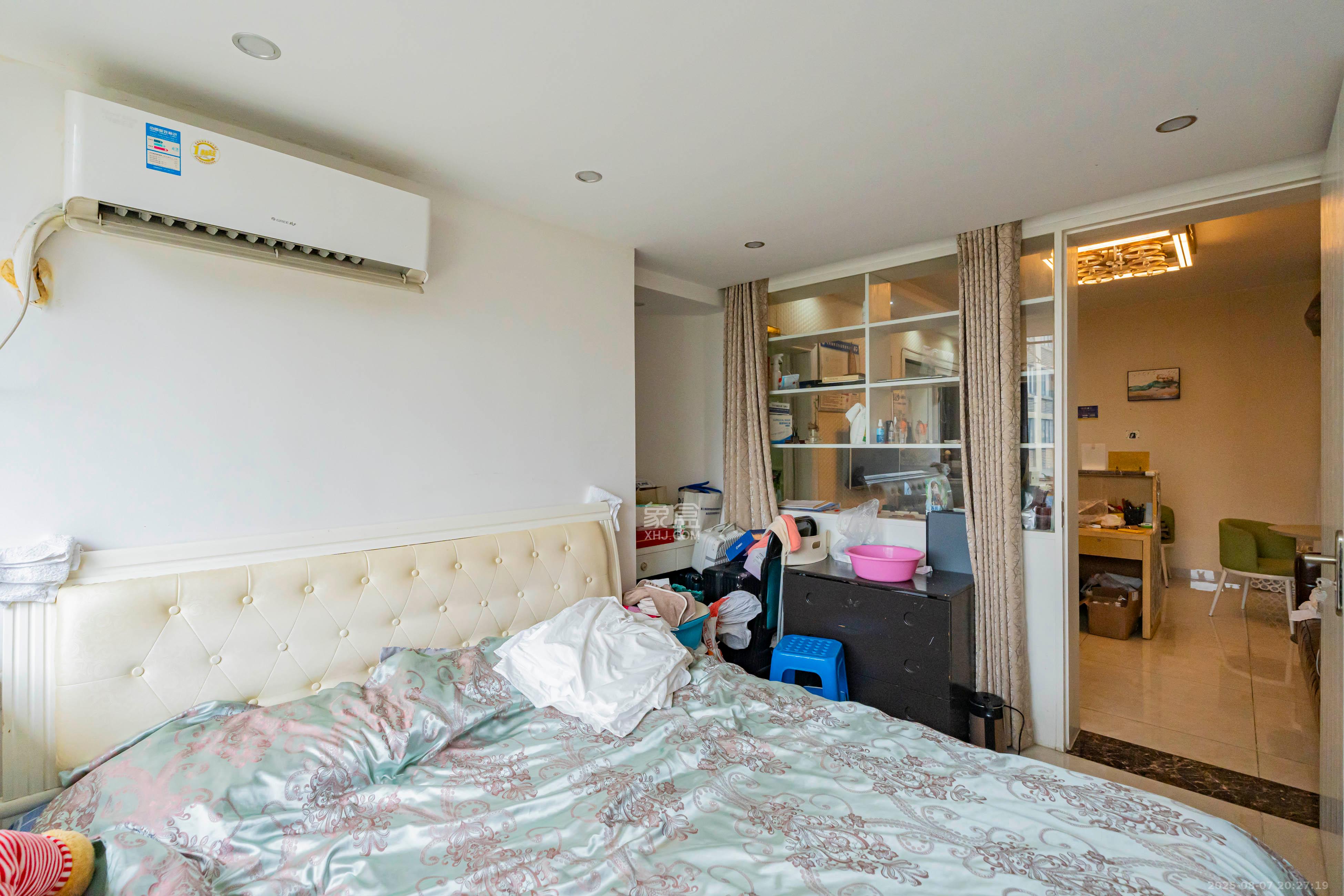 观园国际公寓 1室1厅1卫 39.0万 观园国际公寓 1室1厅1卫 39.0万卧室