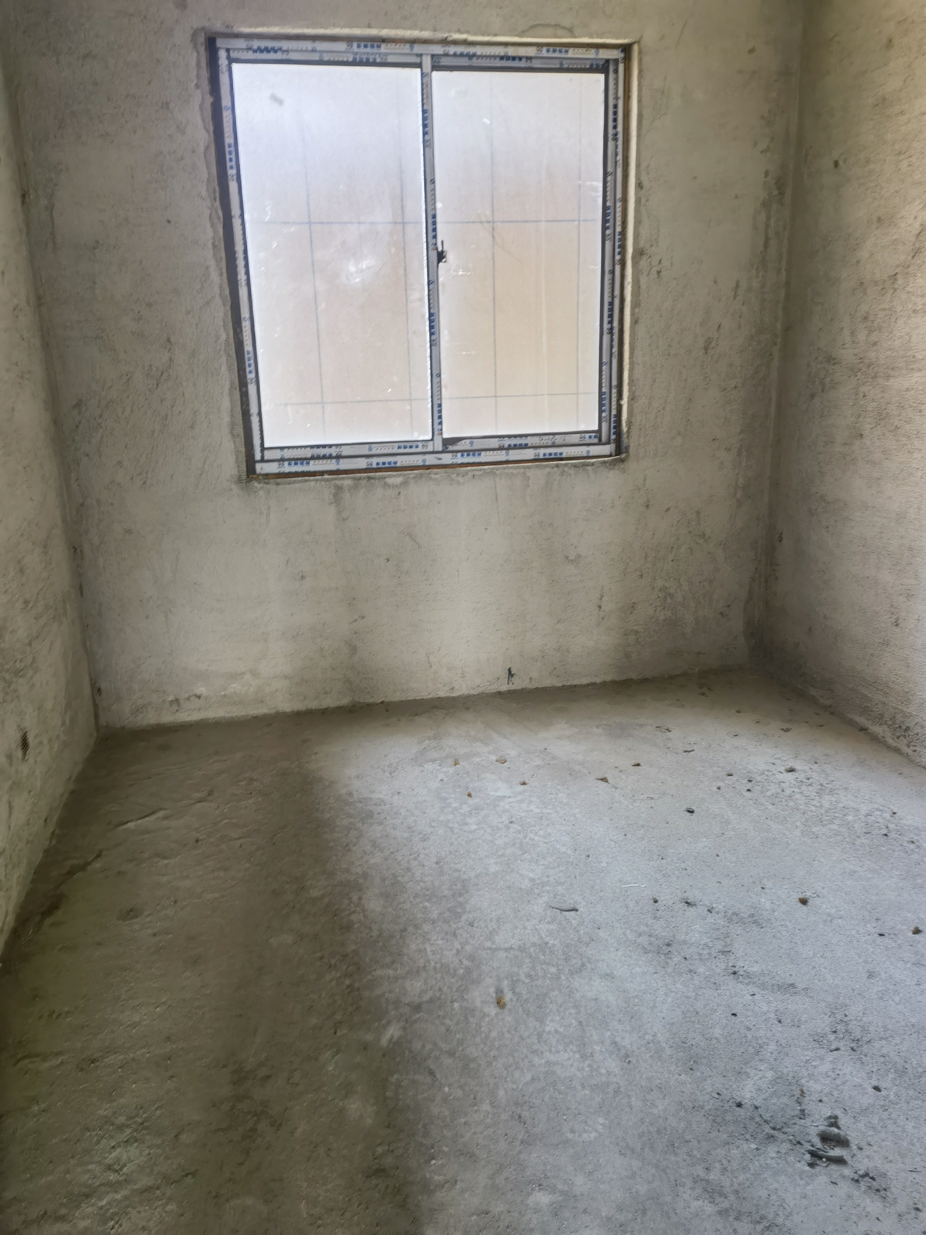 汇富帝景 4室2厅2卫 45.8万 汇富帝景 4室2厅2卫 45.8万客厅