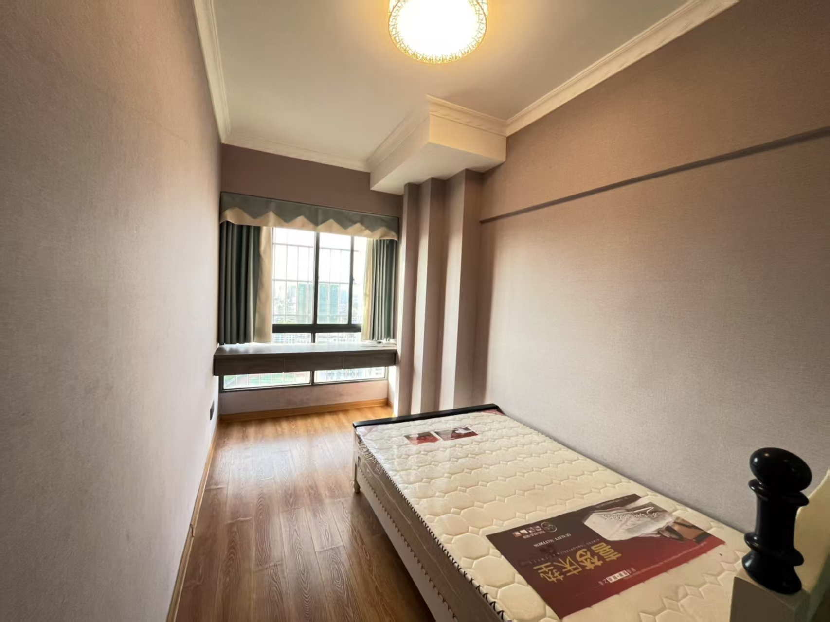 中建国际大厦  2室1厅1卫   1700.00元/月室内图