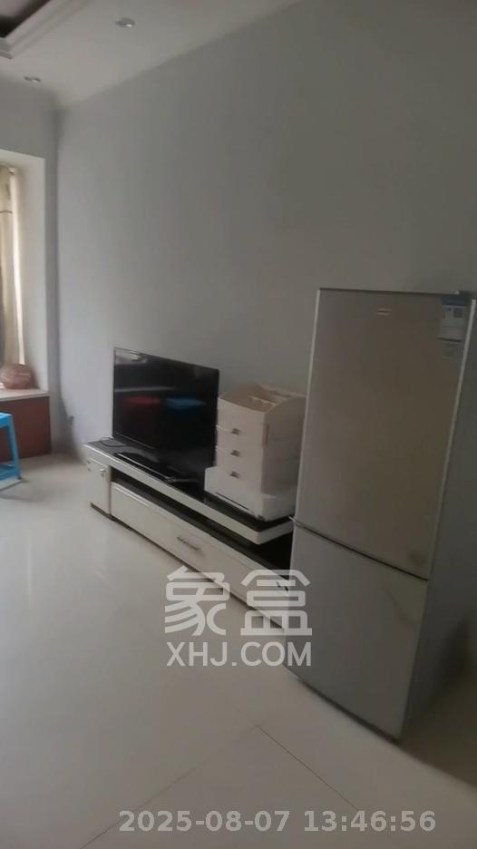 湘府十城(汇财御景湾新寓,汇财国际) 4室2厅2卫 2500.0元/月 湘府十城(汇财御景湾新寓,汇财国际) 4室2厅2卫 2500.0元/月室内图