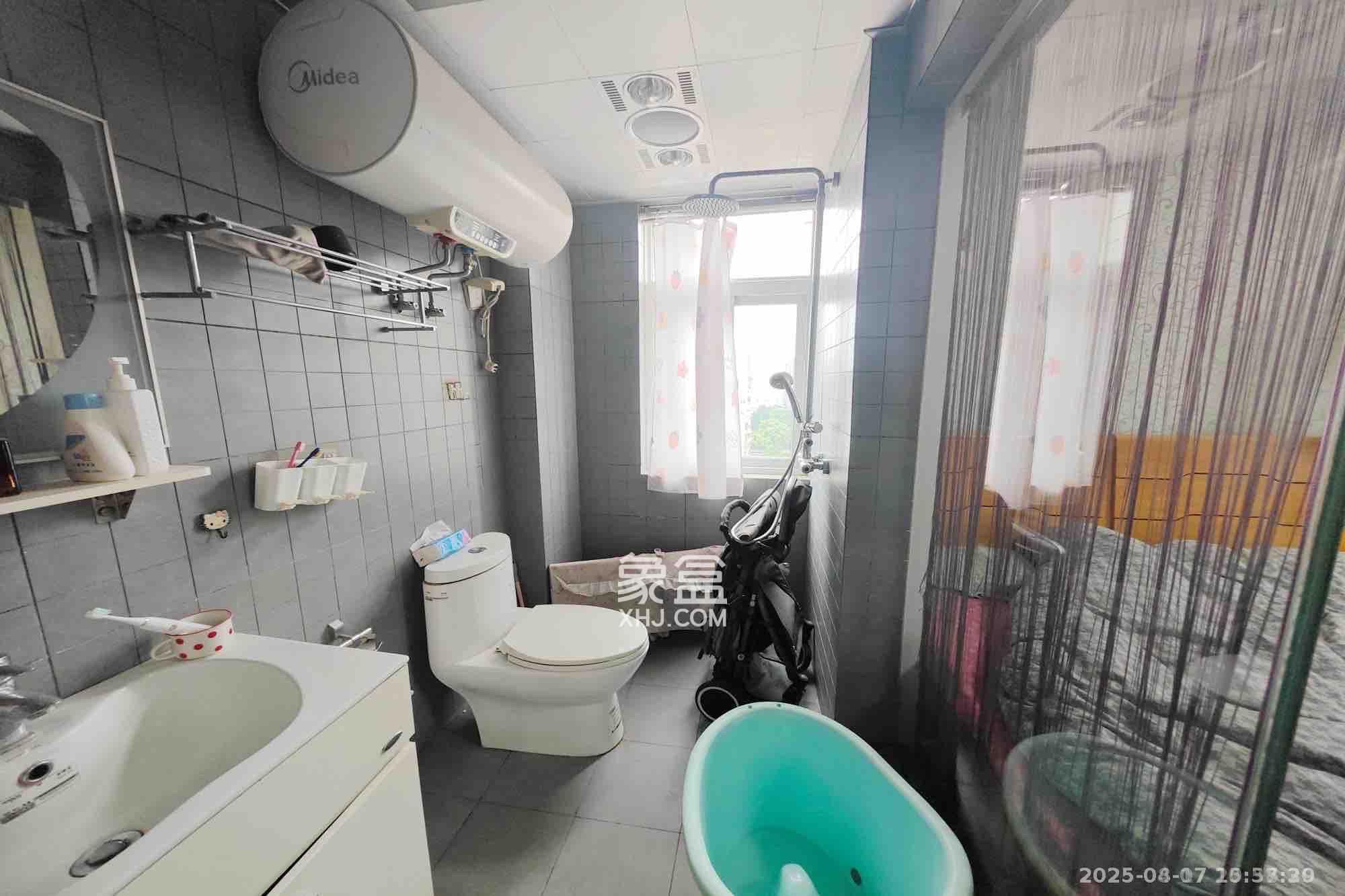 菁华源  3室2厅2卫   2500.00元/月室内图
