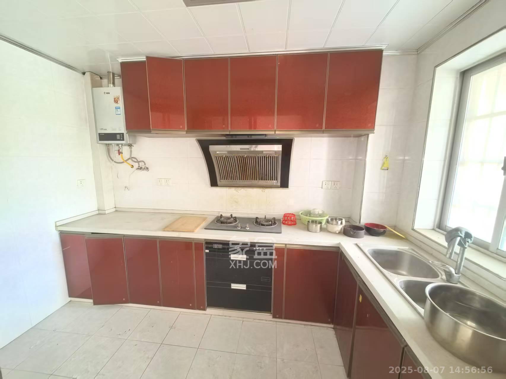 四季星城  3室2厅2卫    1650.0元/月 四季星城  3室2厅2卫    1650.0元/月室内图