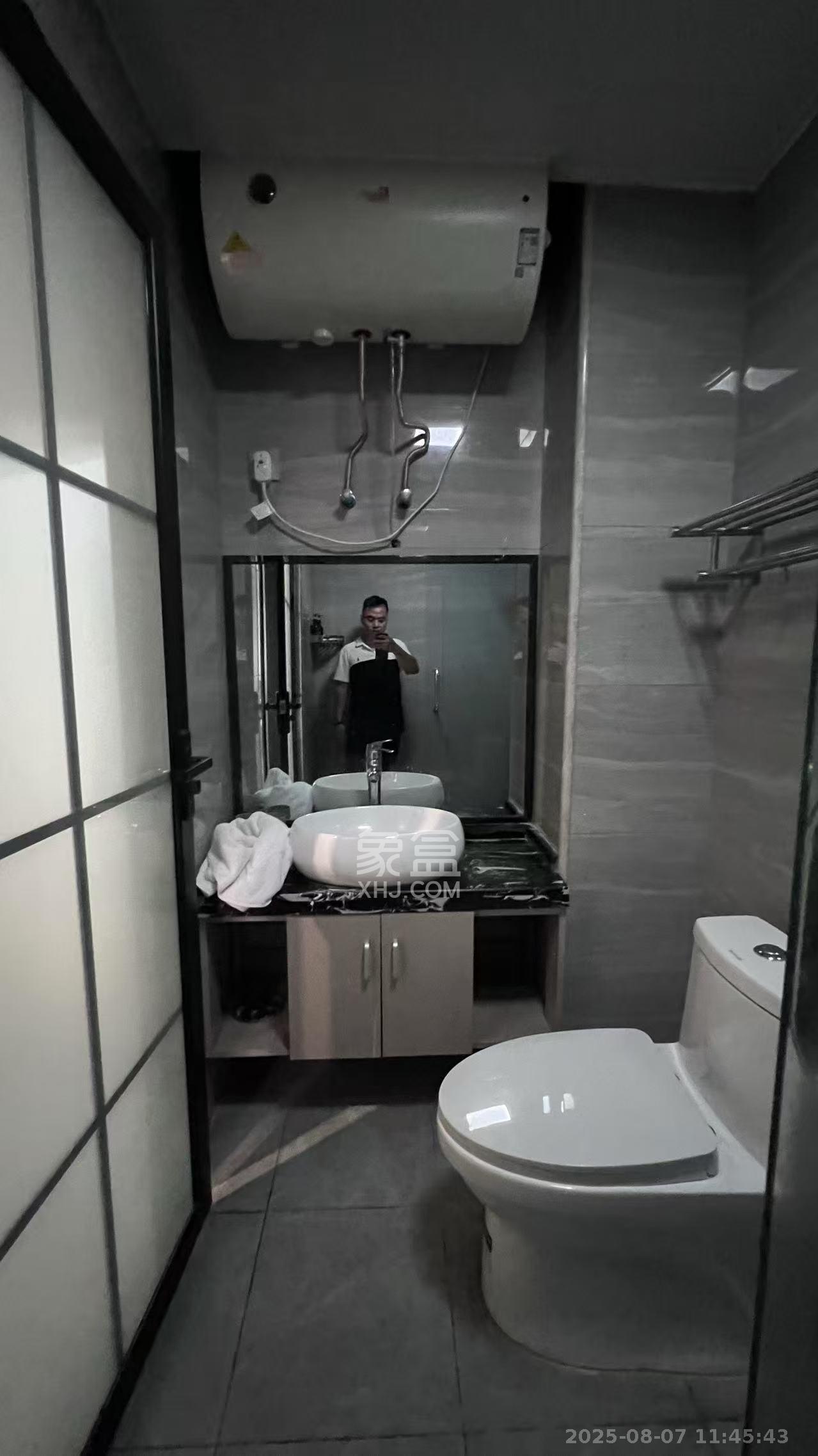 明大佳园 1室1厅1卫 1600.0元/月 明大佳园 1室1厅1卫 1600.0元/月室内图