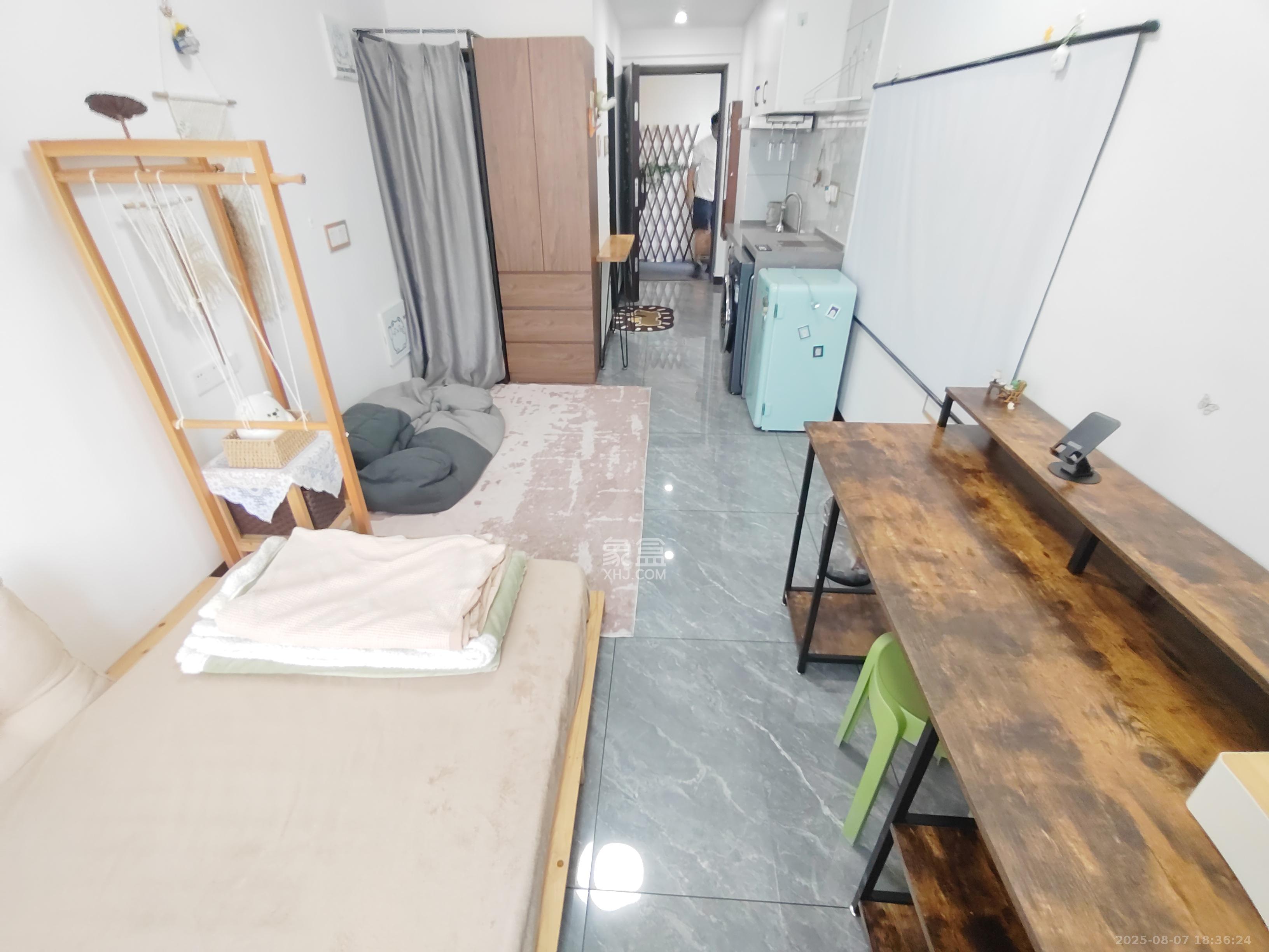 保利麓谷林语I区  1室0厅0卫   1700.00元/月
