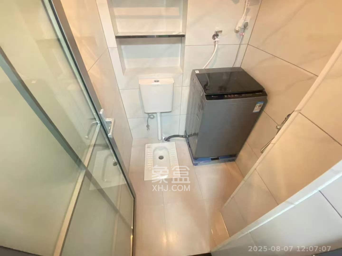 嘉荣苑 2室1厅1卫 1100.0元/月 嘉荣苑 2室1厅1卫 1100.0元/月室内图