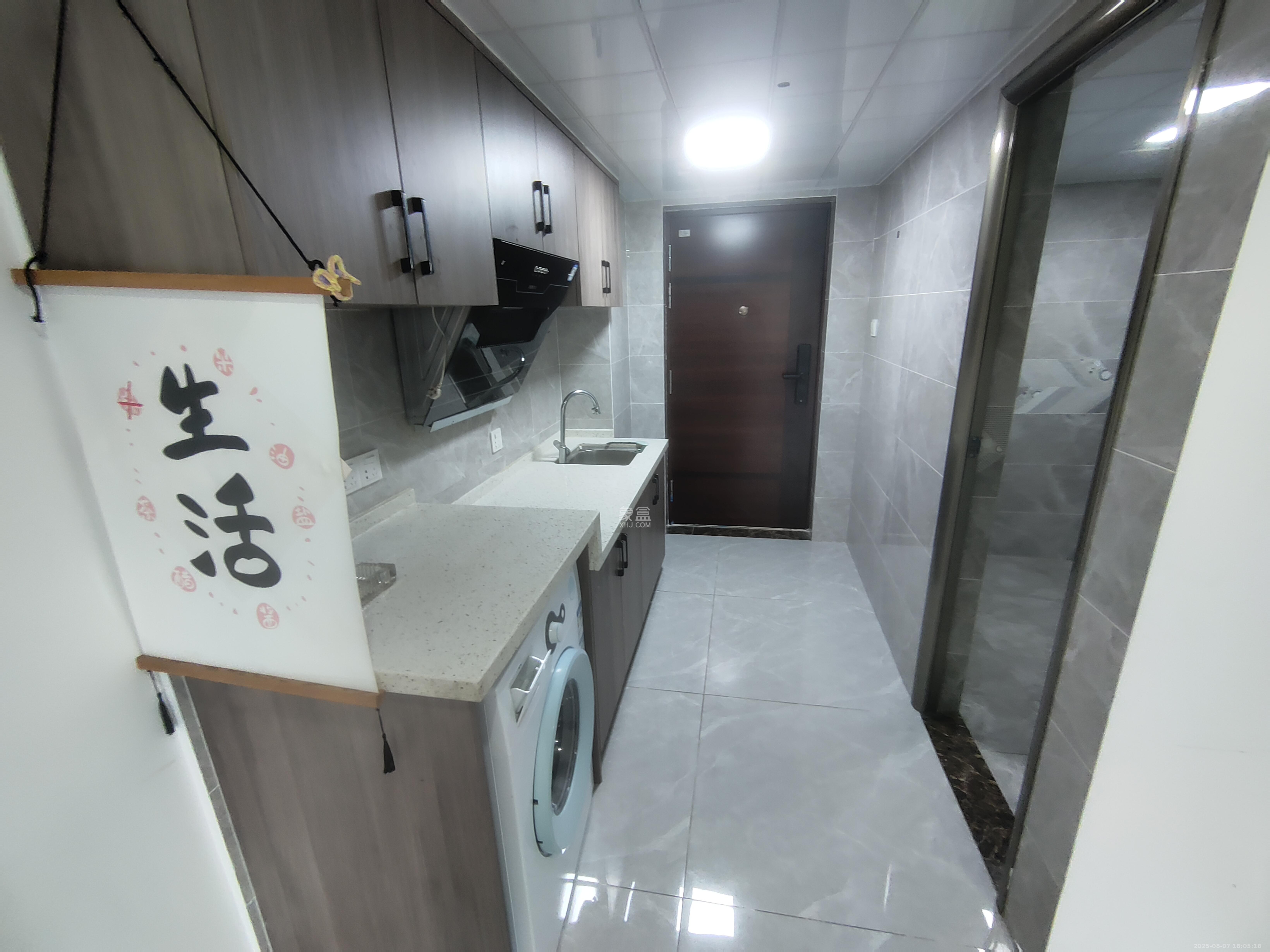 润和滨江府  2室2厅1卫    1500.0元/月 润和滨江府  2室2厅1卫    1500.0元/月