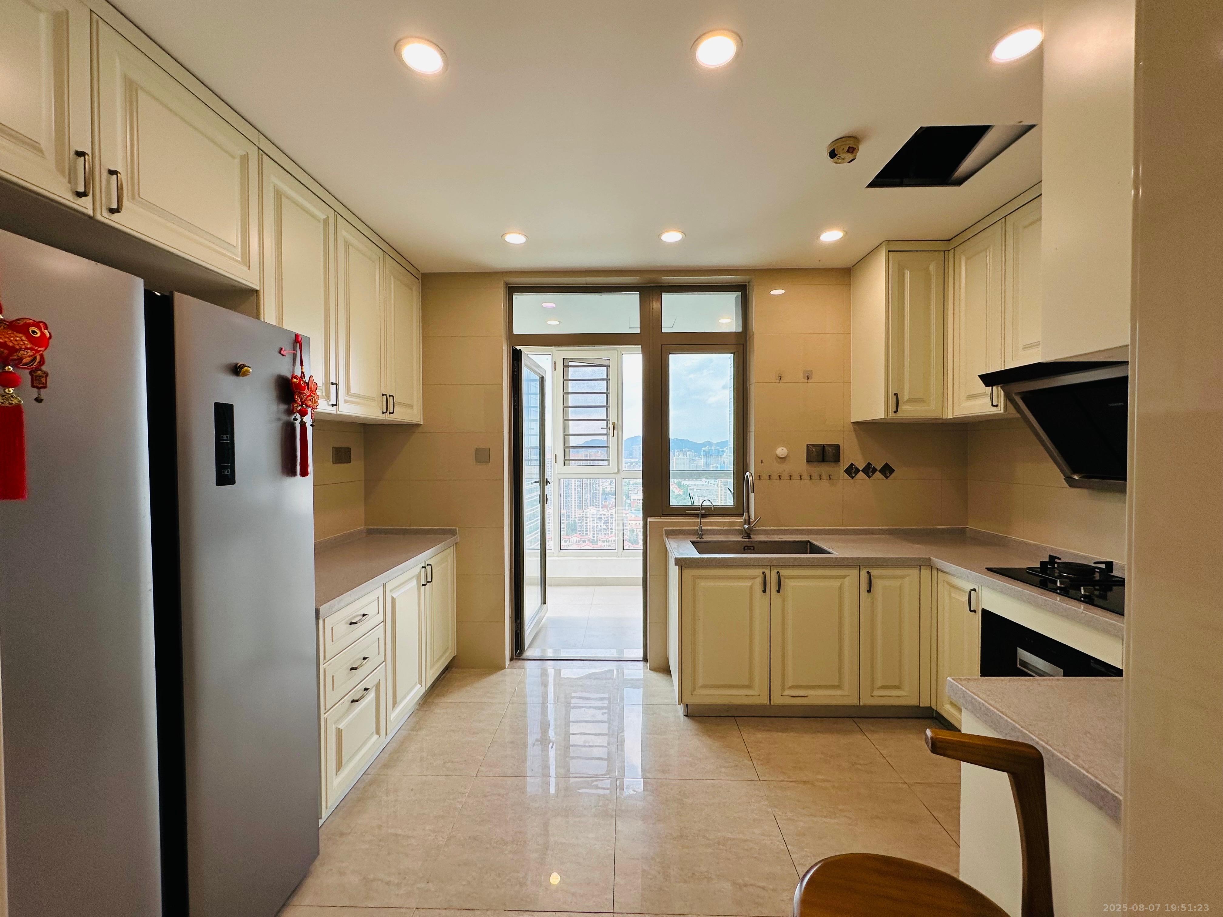 梅溪湖金茂府(金茂广场)(金茂览秀城) 5室2厅3卫 15000.0元/月 梅溪湖金茂府(金茂广场)(金茂览秀城) 5室2厅3卫 15000.0元/月室内图