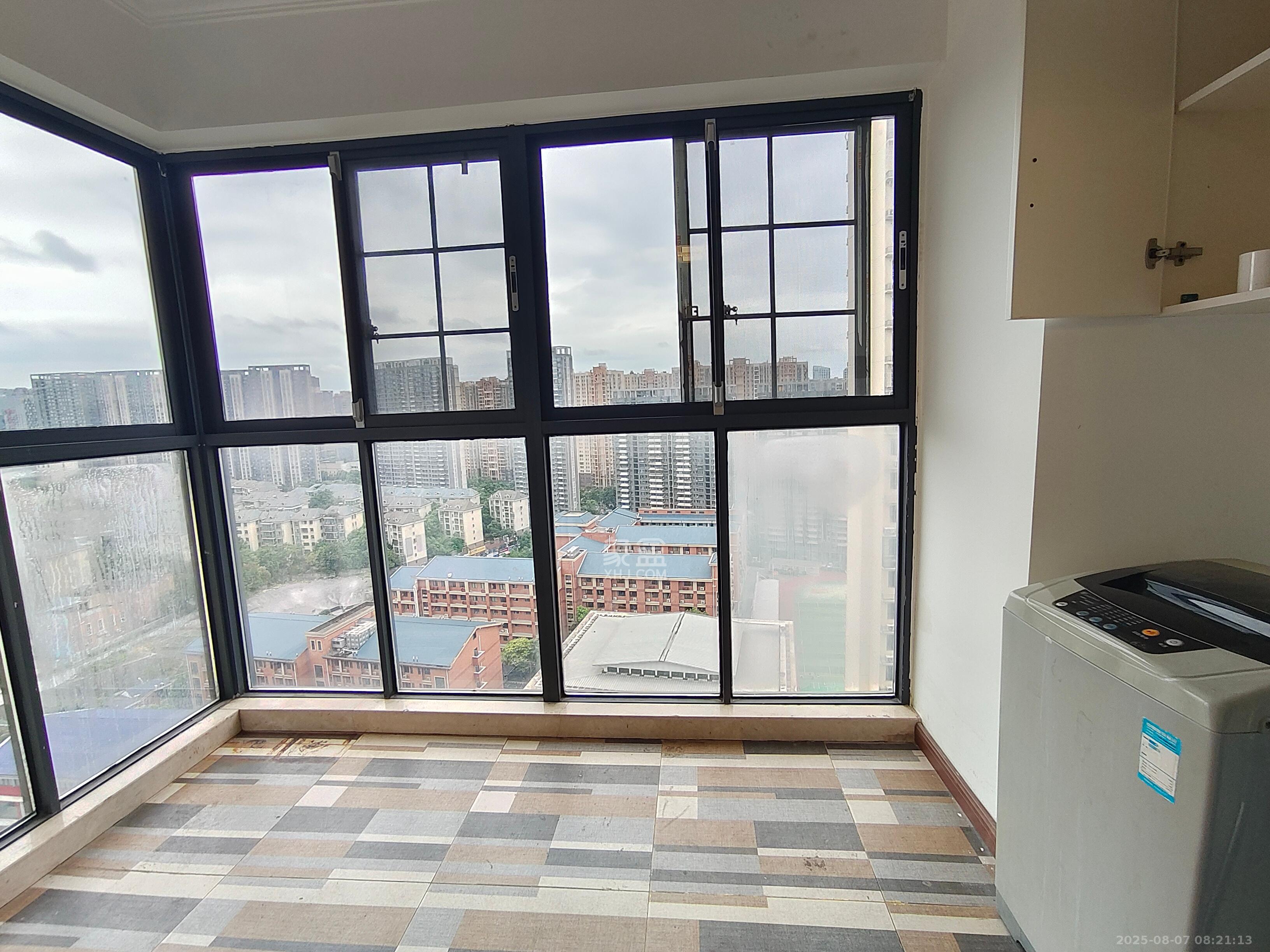 丽水熙园 3室2厅1卫 2500.0元/月 丽水熙园 3室2厅1卫 2500.0元/月室内图