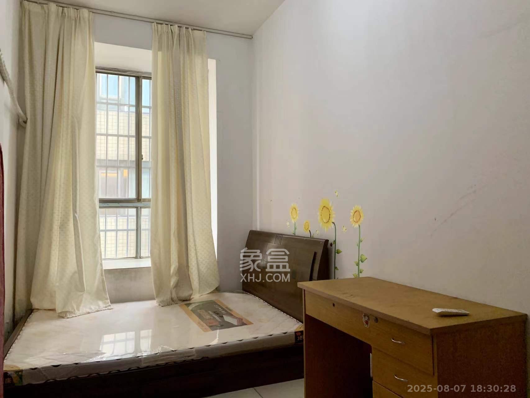 北冲尾  1室0厅0卫    1100.0元/月室内图