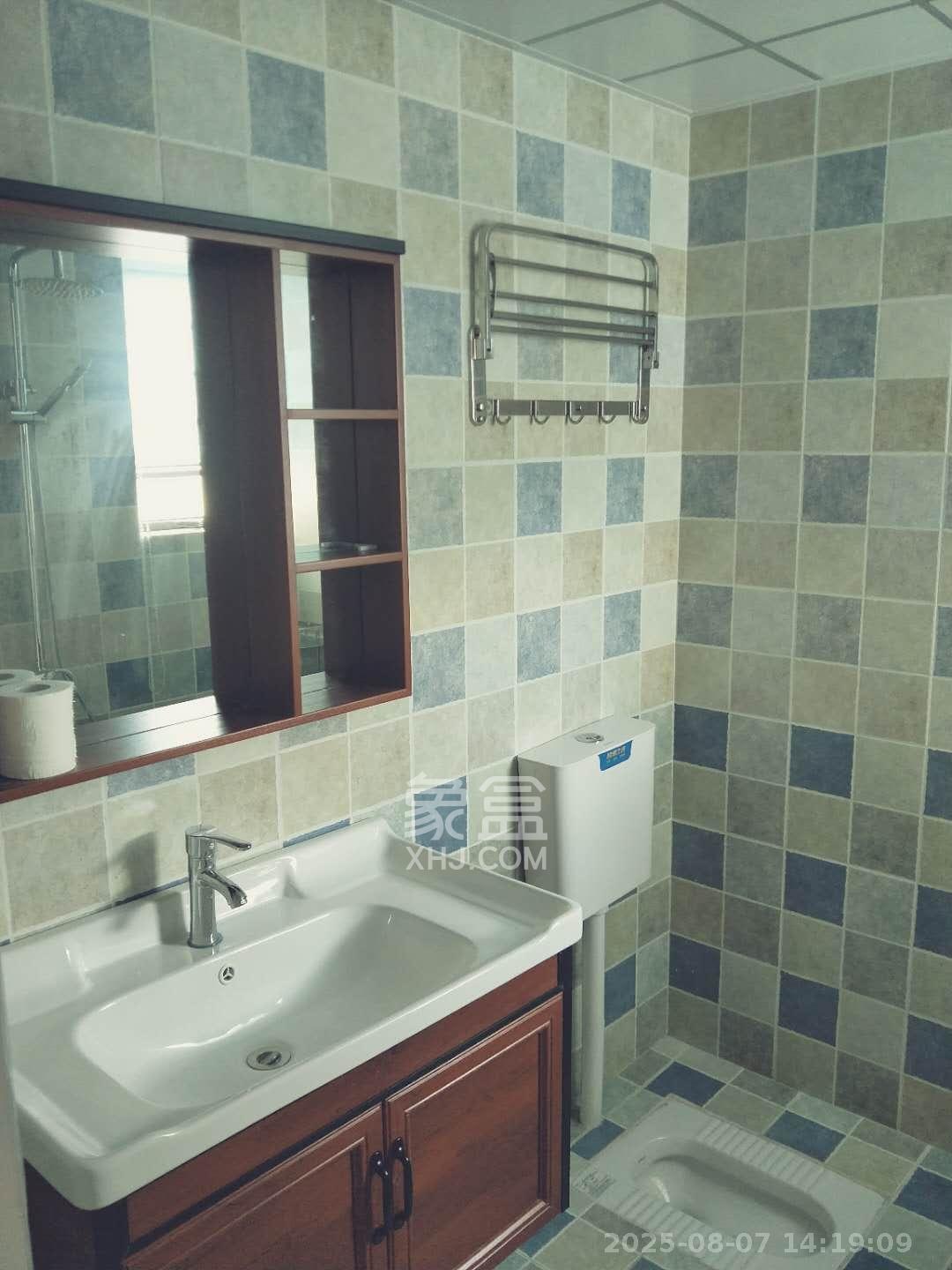 新华都万家城 3室2厅2卫 3000.0元/月 新华都万家城 3室2厅2卫 3000.0元/月室内图