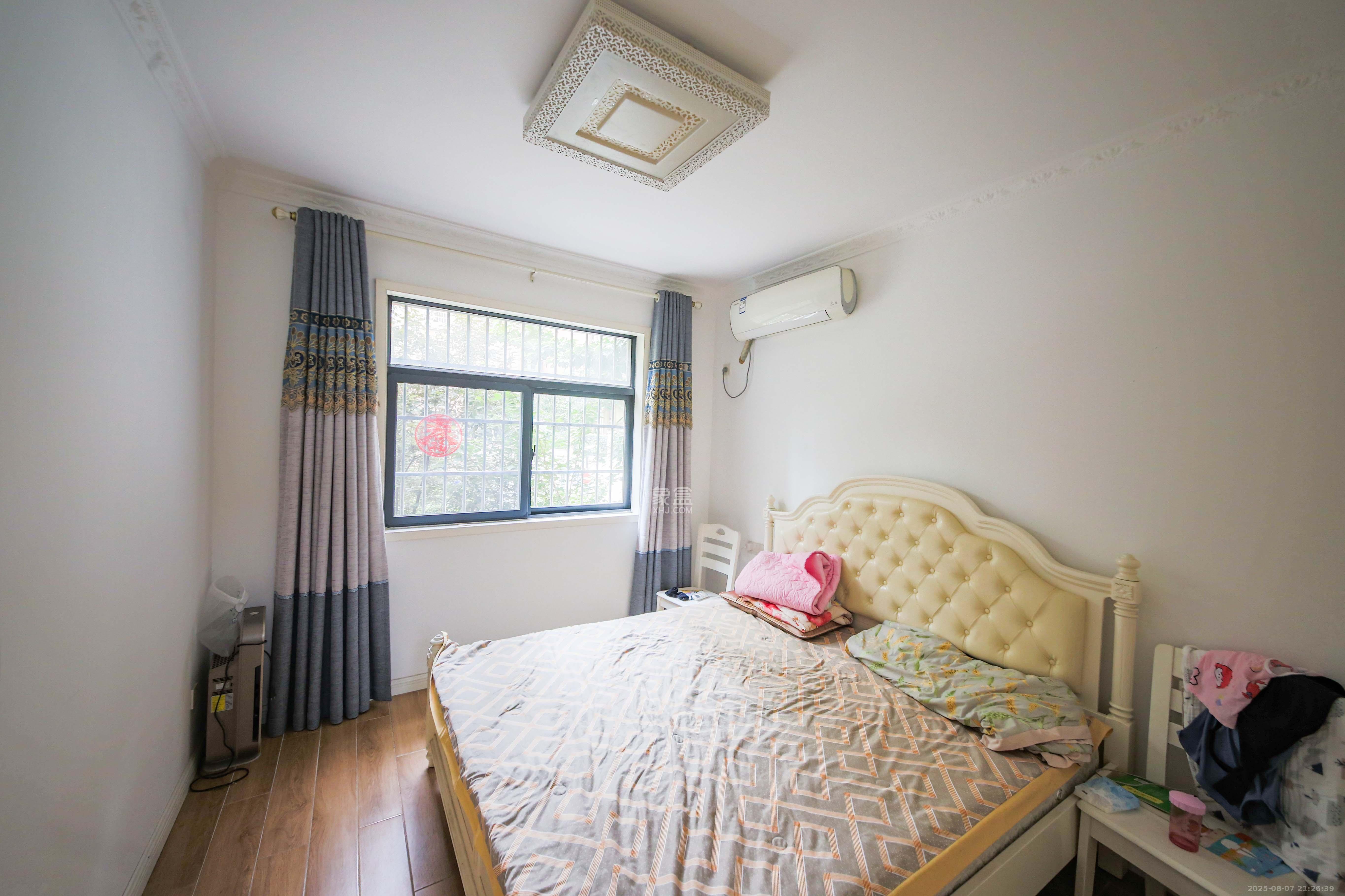 安泰嘉园（湘府邻伴）  3室2厅1卫    98.0万卧室