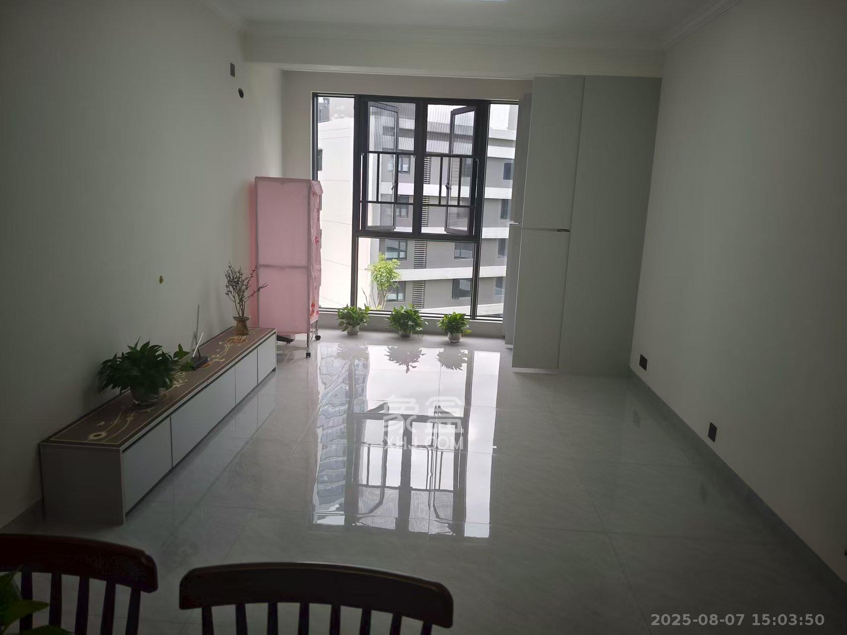 谷山景苑  2室1厅1卫    2000.0元/月室内图