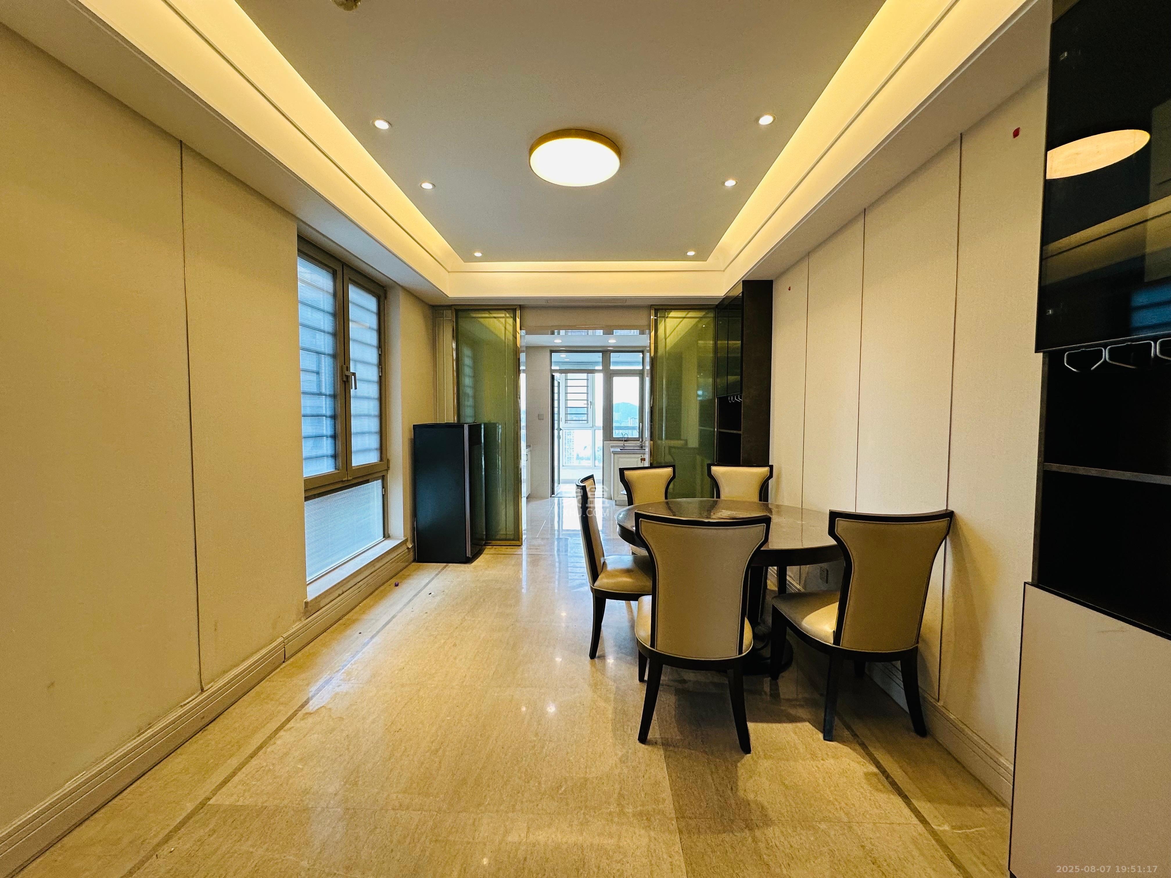 梅溪湖金茂府(金茂广场)(金茂览秀城) 5室2厅3卫 15000.0元/月 梅溪湖金茂府(金茂广场)(金茂览秀城) 5室2厅3卫 15000.0元/月室内图