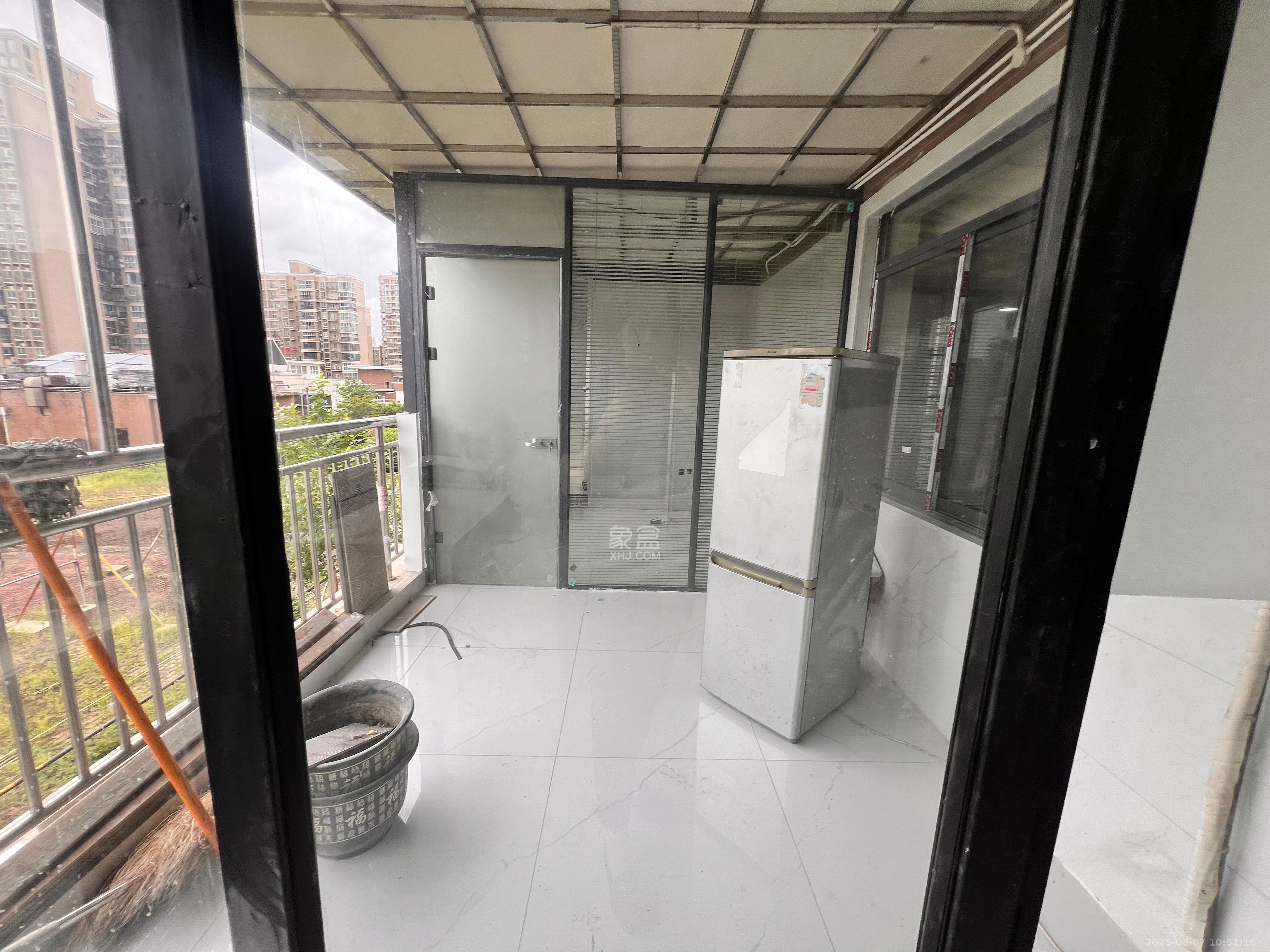 上河国际A座 5室1厅1卫 24000.0元/月 上河国际A座 5室1厅1卫 24000.0元/月室内图