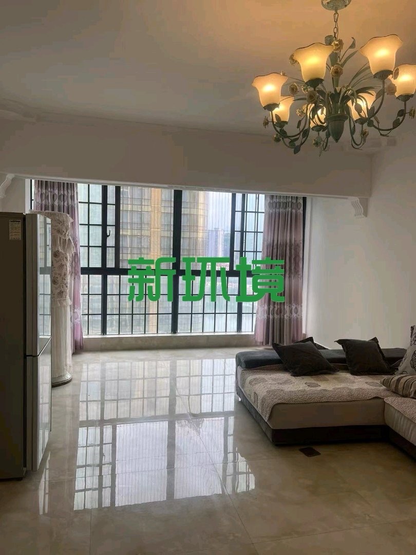 逸臣广场 4室2厅2卫 2500.0元/月 逸臣广场 4室2厅2卫 2500.0元/月室内图