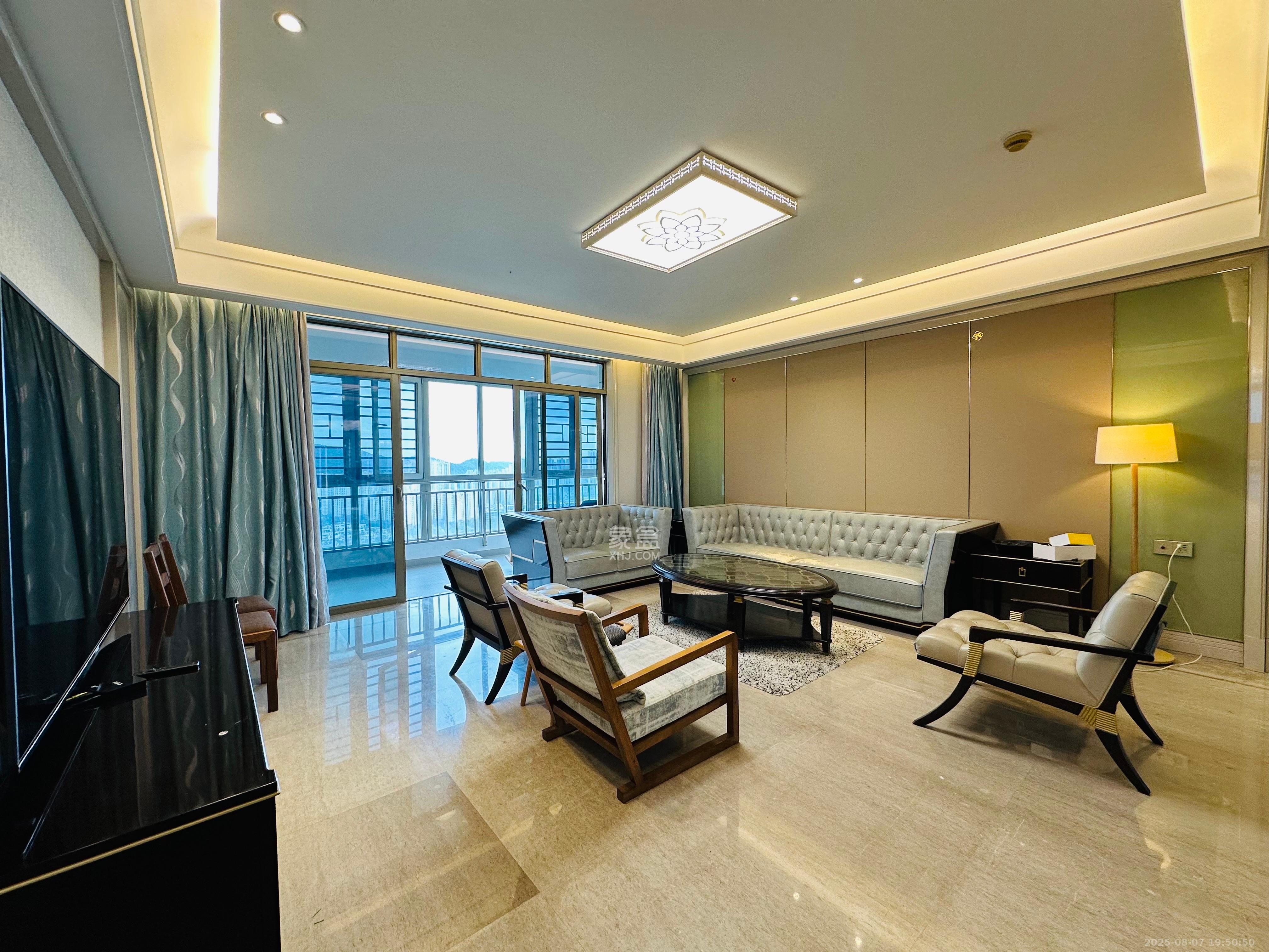 梅溪湖金茂府（金茂广场）（金茂览秀城）  5室2厅3卫    15000.0元/月室内图