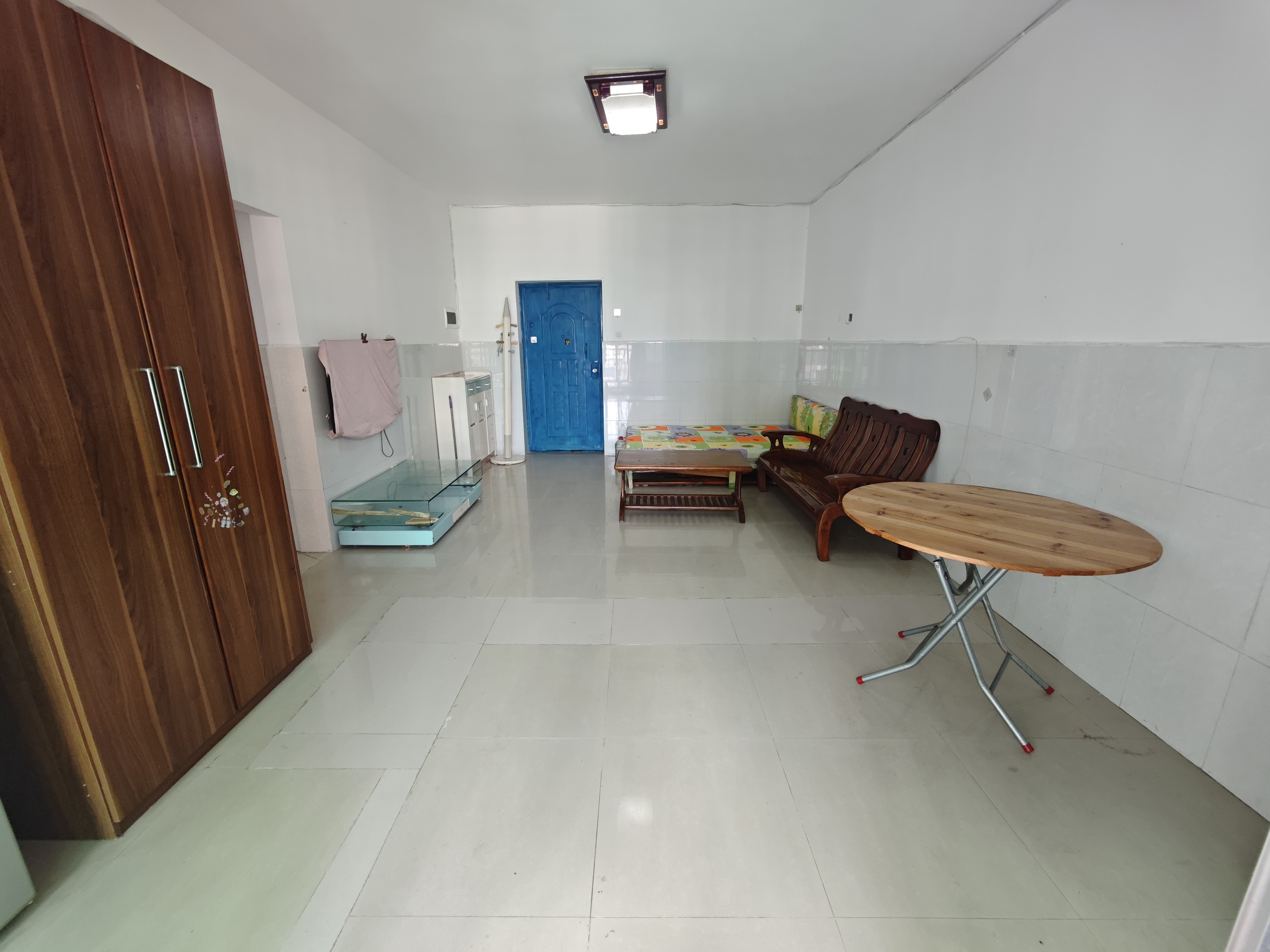 龙福花园 1室1厅1卫 1200.0元/月 龙福花园 1室1厅1卫 1200.0元/月室内图