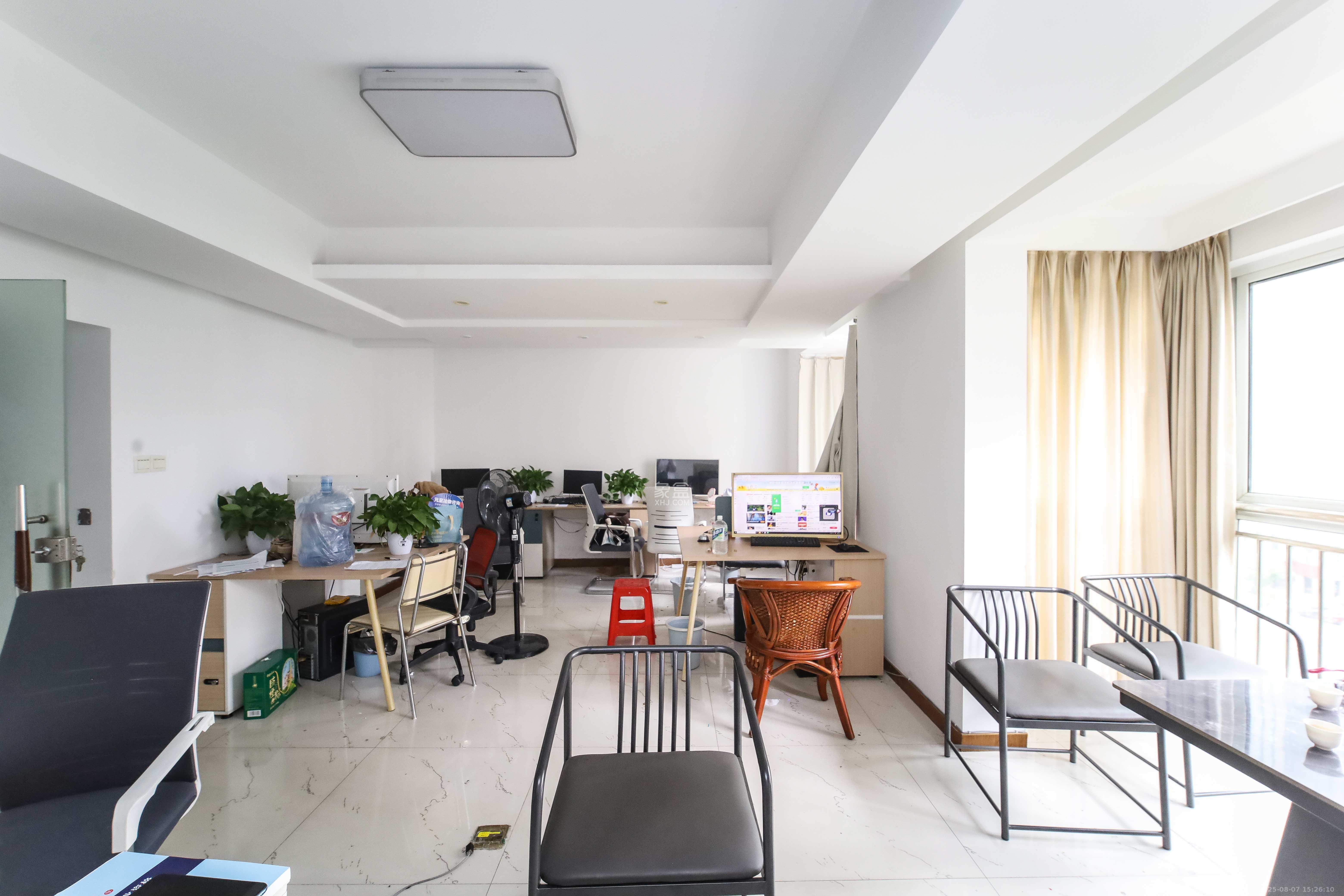 诺亚方舟大厦 4室2厅1卫 79.8万 诺亚方舟大厦 4室2厅1卫 79.8万其他