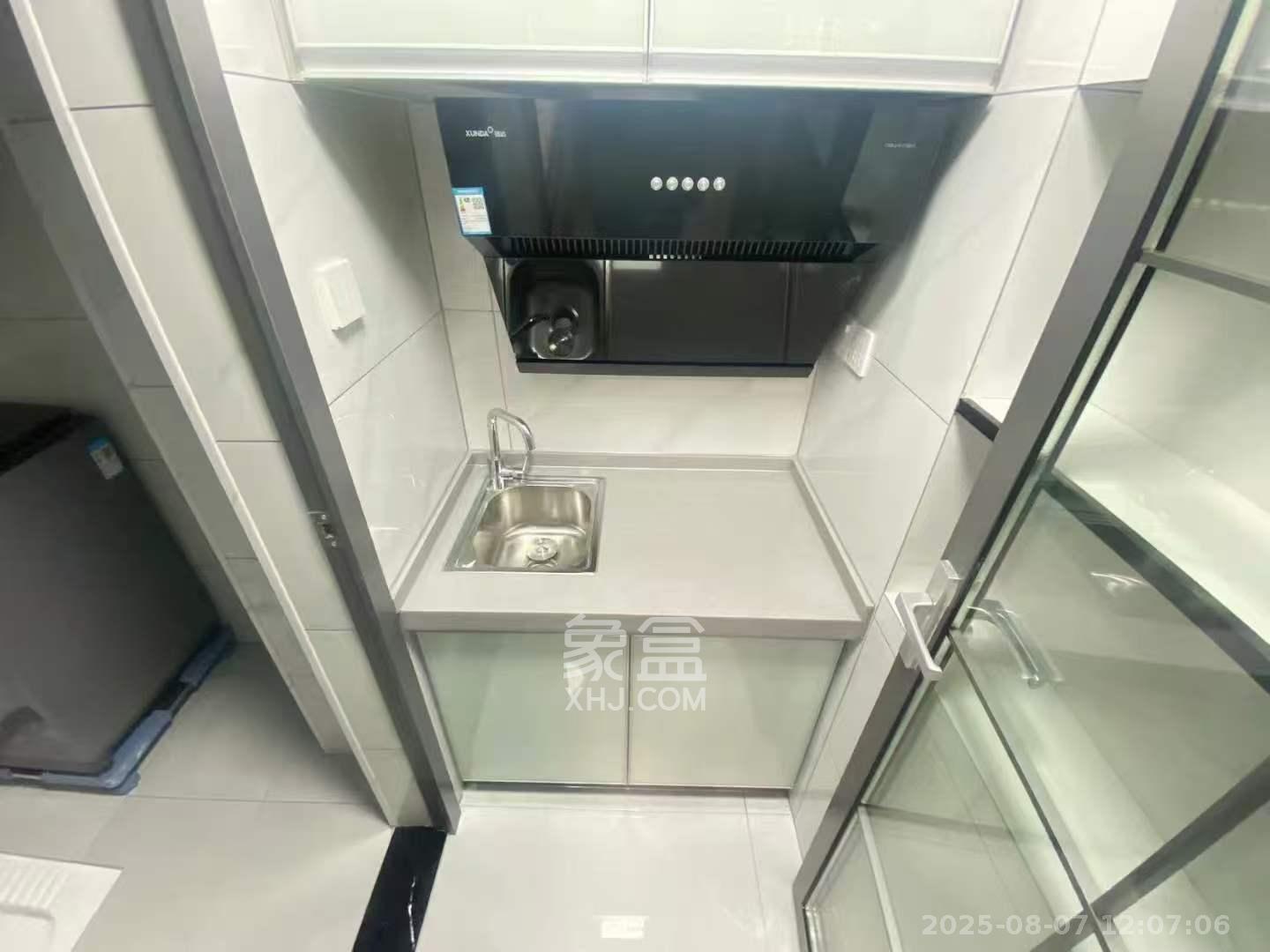 嘉荣苑 2室1厅1卫 1100.0元/月 嘉荣苑 2室1厅1卫 1100.0元/月室内图