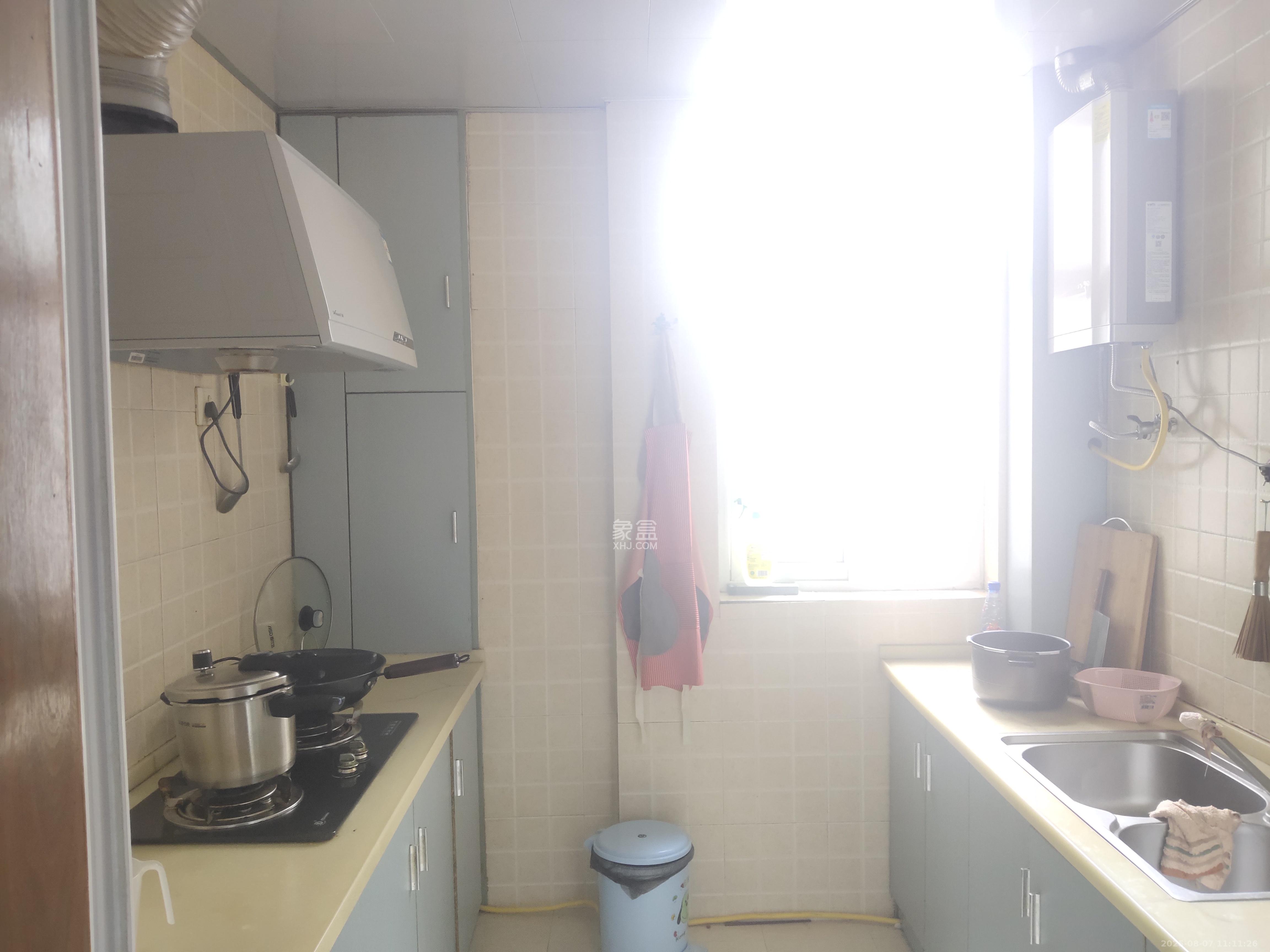 嘉盛华庭(一期、二期、三期) 2室2厅1卫 3000.0元/月 嘉盛华庭(一期、二期、三期) 2室2厅1卫 3000.0元/月室内图