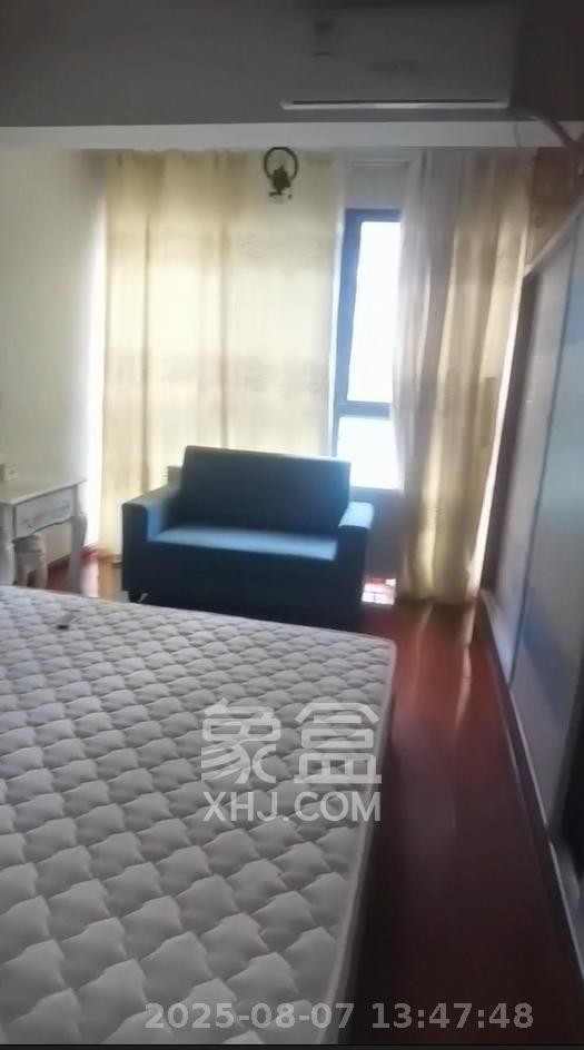 湘府十城(汇财御景湾新寓,汇财国际) 4室2厅2卫 2500.0元/月 湘府十城(汇财御景湾新寓,汇财国际) 4室2厅2卫 2500.0元/月室内图