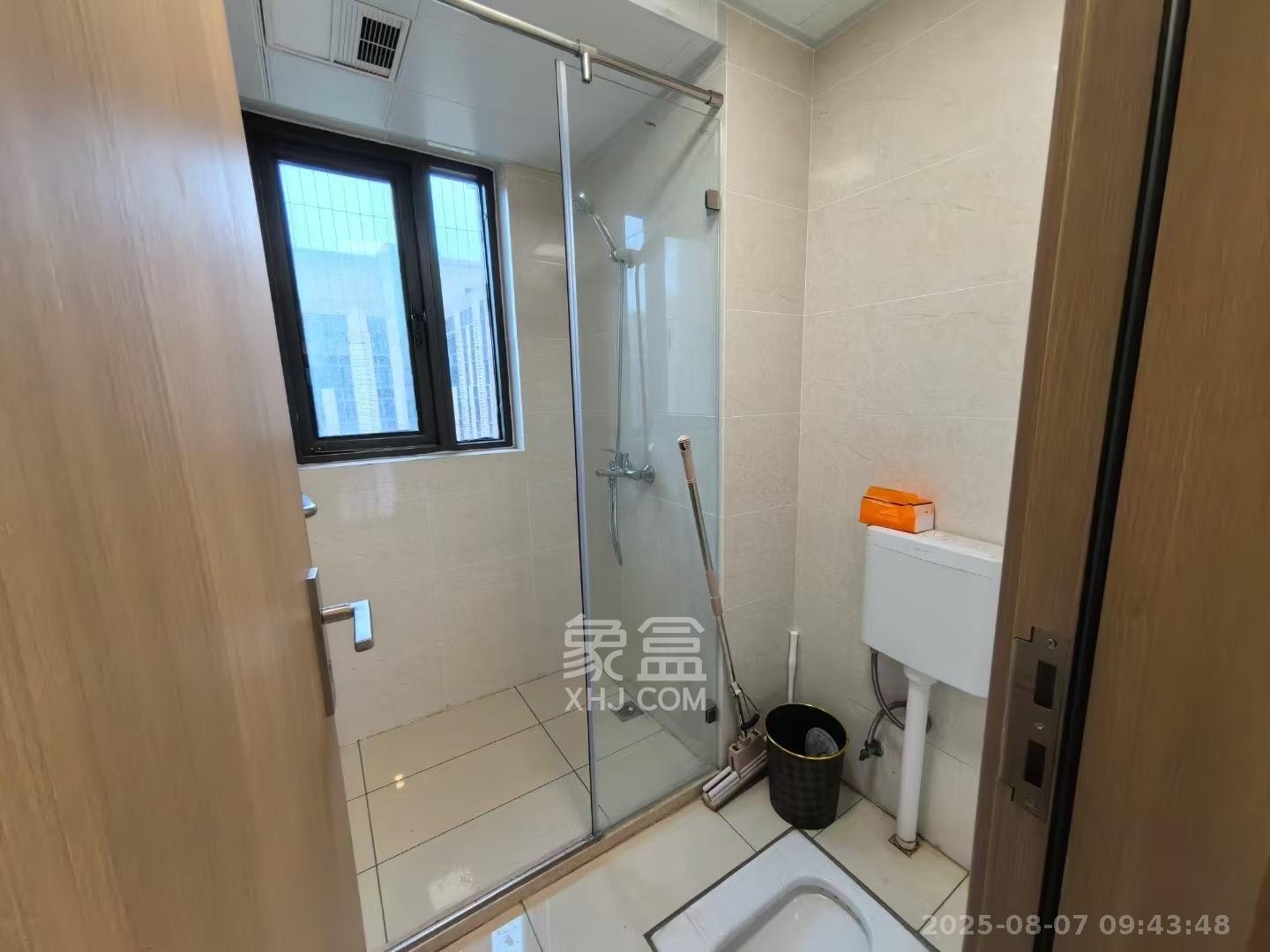 长沙高铁吾悦广场 3室2厅1卫 3500.0元/月 长沙高铁吾悦广场 3室2厅1卫 3500.0元/月室内图