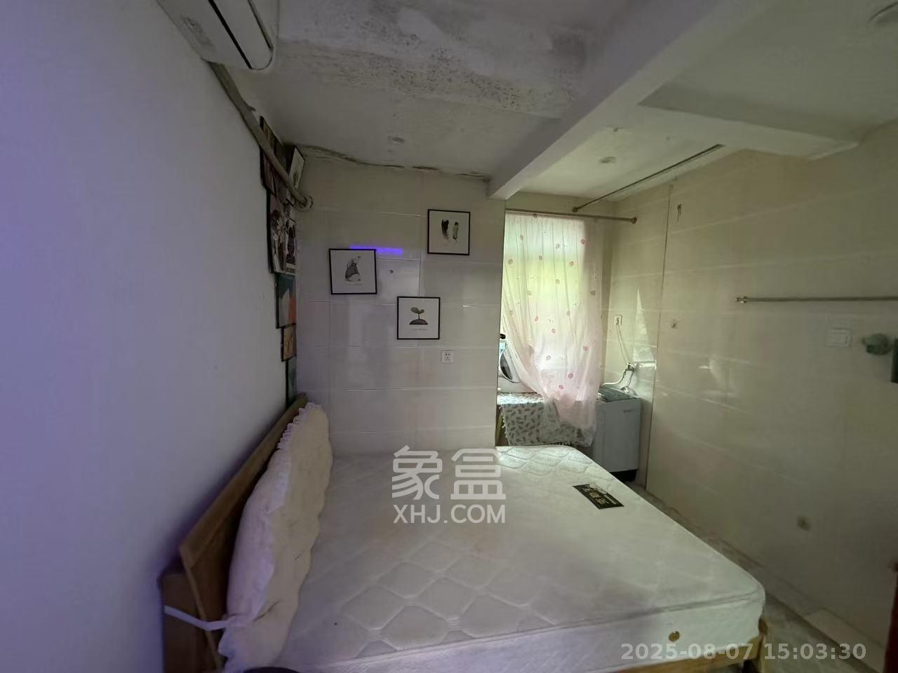 湘域城邦（湘域国际中心）  1室1厅1卫   2000.00元/月室内图