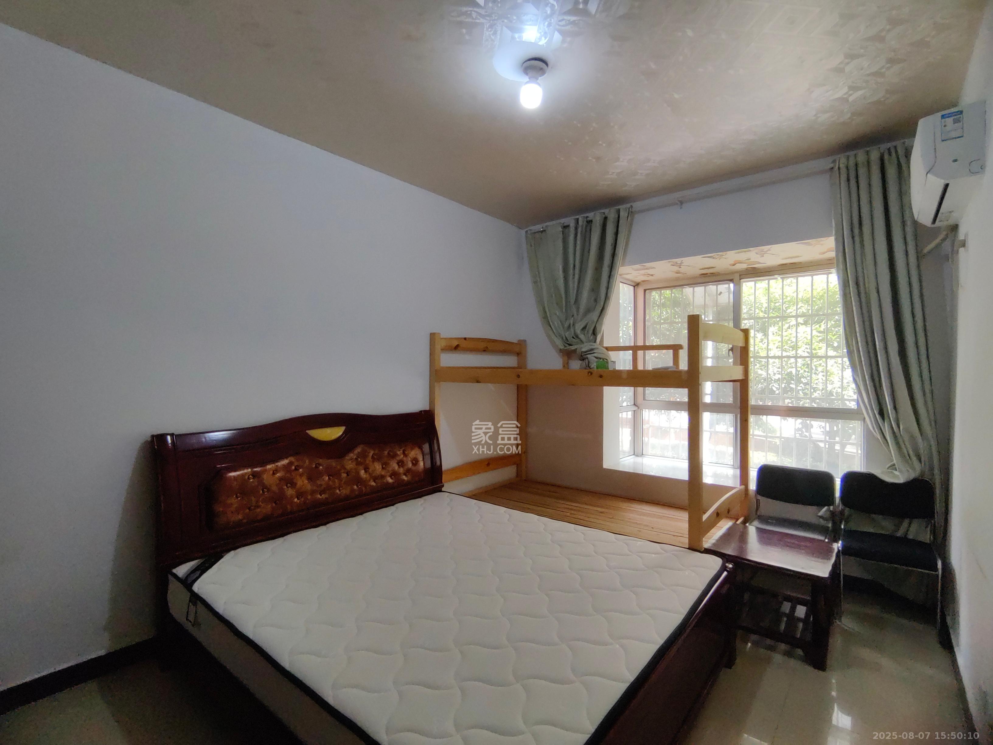 先锋新宇 2室2厅1卫 1600.0元/月 先锋新宇 2室2厅1卫 1600.0元/月室内图