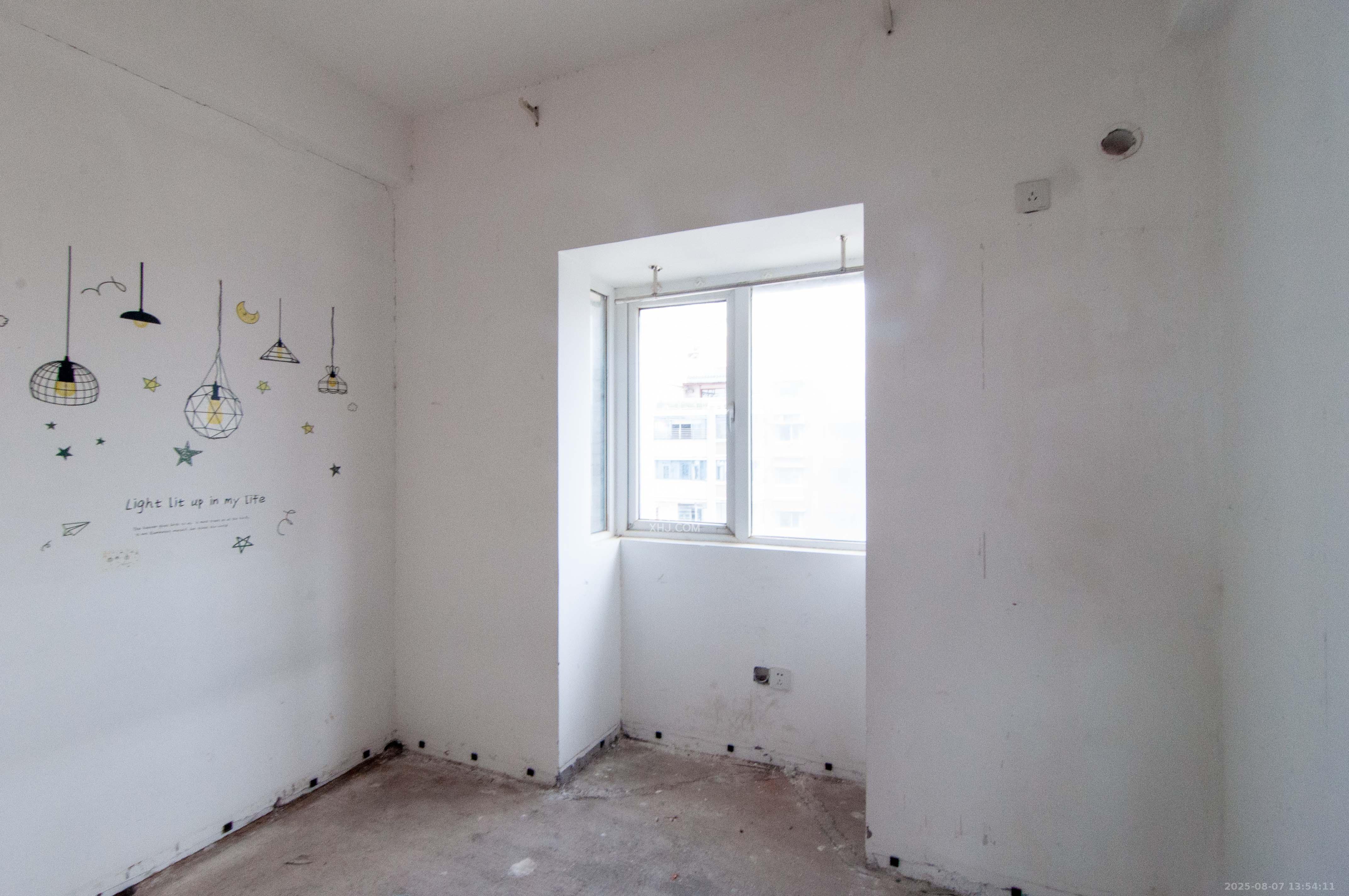 麓阳和景雅苑 5室2厅3卫 200.0万 麓阳和景雅苑 5室2厅3卫 200.0万其他