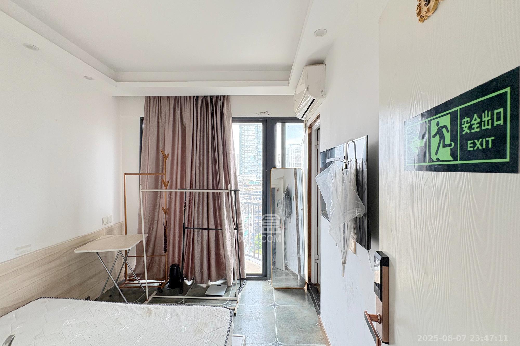 潮宗御苑 4室2厅2卫 280.0万 潮宗御苑 4室2厅2卫 280.0万其他